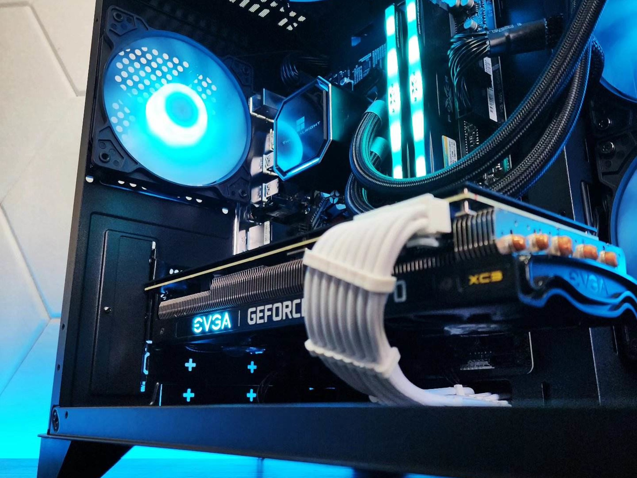 💙🖤💙 EVGA RTX 3070 XC3 // AMD Ryzen 7 5700G // Zenith RGB 32GB 3200MHz
