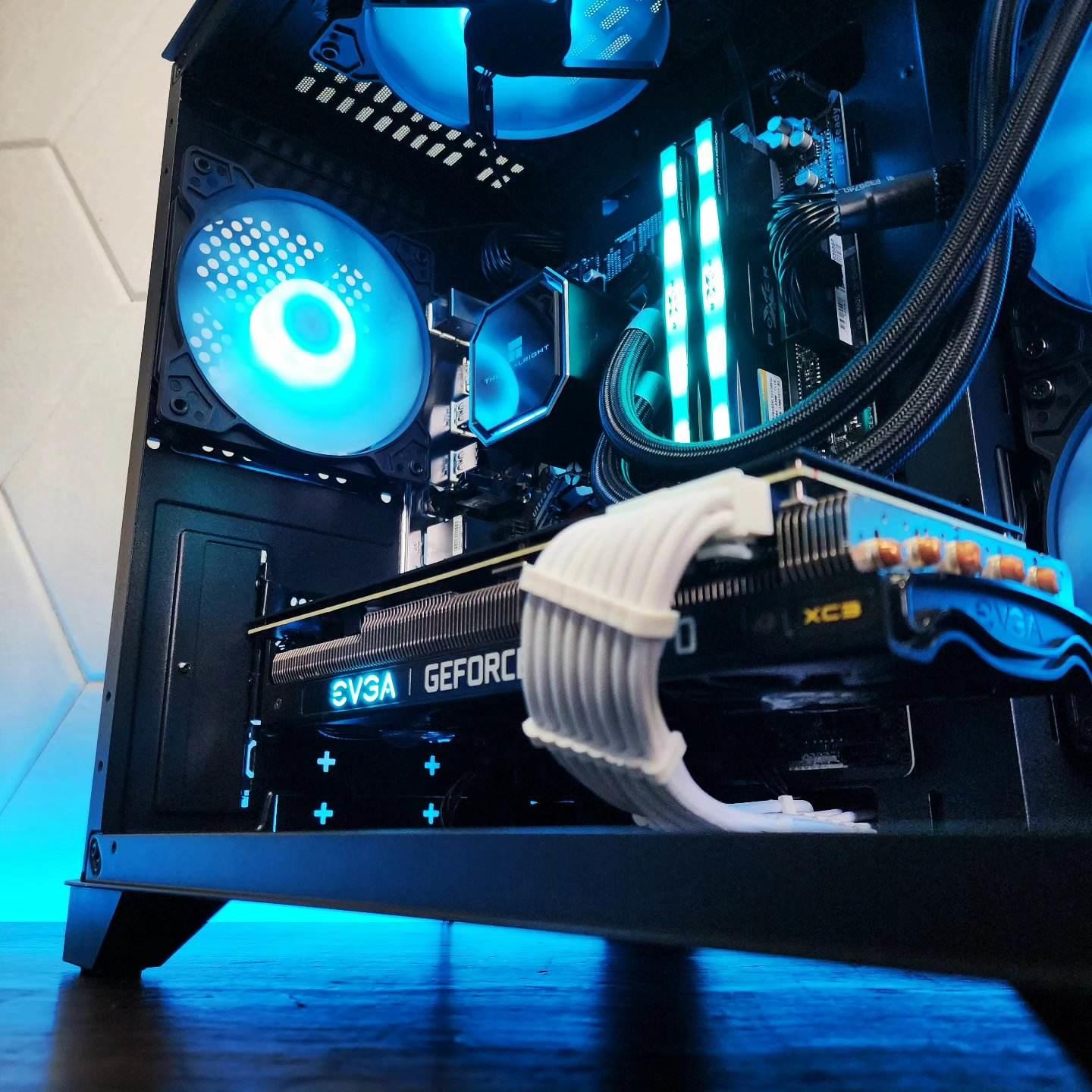 💙🖤💙 EVGA RTX 3070 XC3 // AMD Ryzen 7 5700G // Zenith RGB 32GB 3200MHz