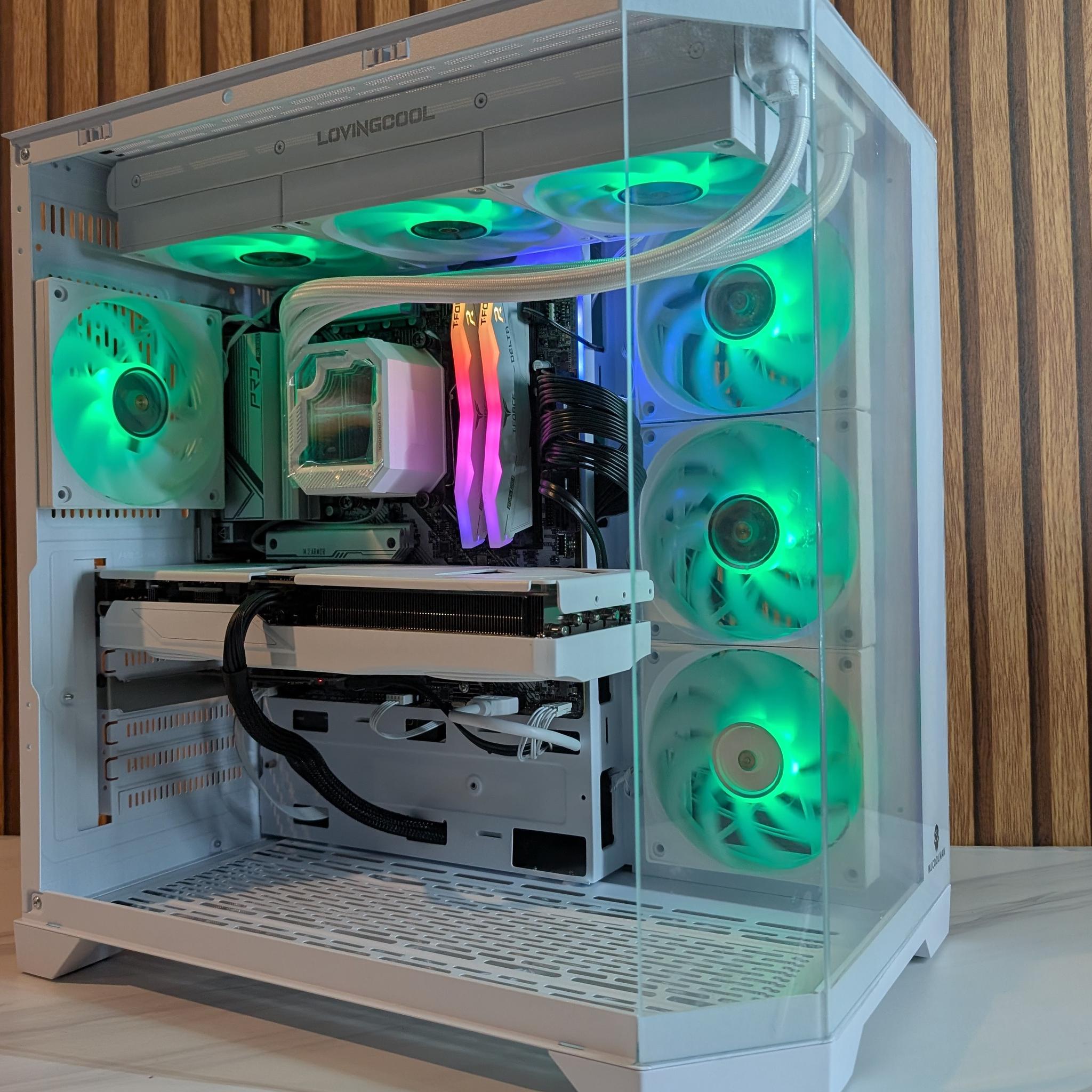 RTX 5070 | RYZEN 5 7600X | 1TB SSD | 16GB DDR5 | 750W | 360MM AIO