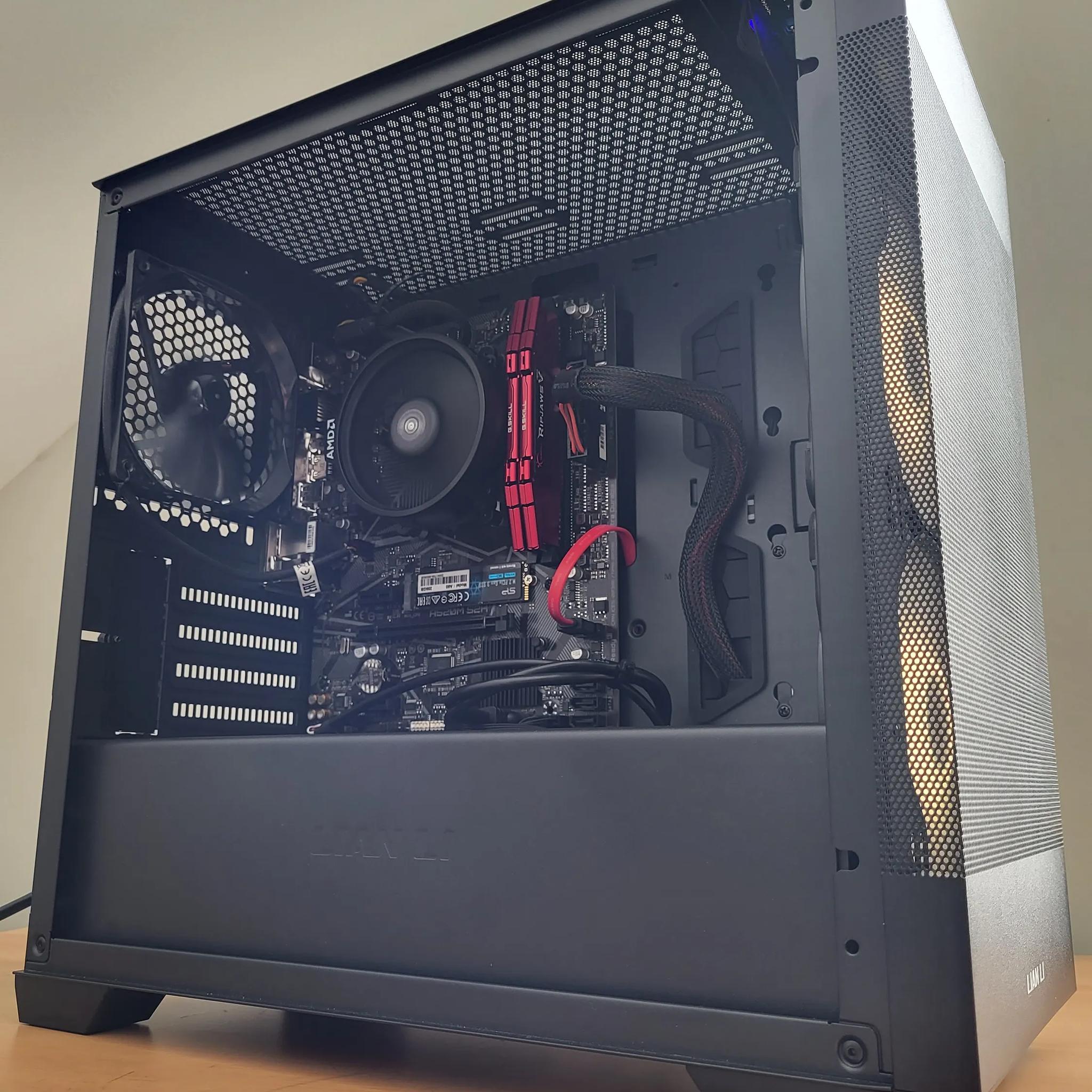 Custom Lian Li PC