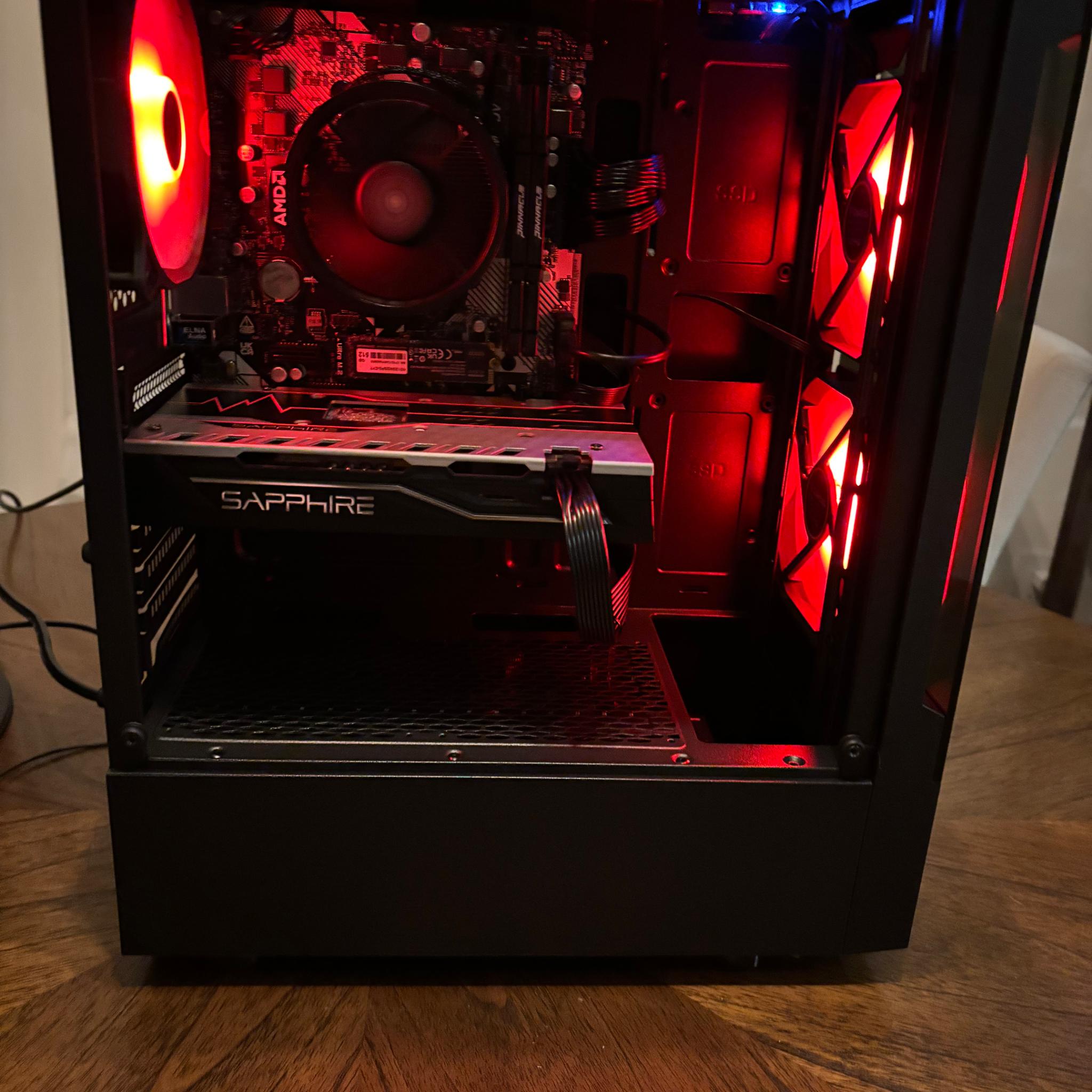 AMD Ryzen 5 4500, Radeon RX 580 8GB, 16GB DDR4 3200MHz, 512GB NVMe, B450 MOBO, ARGB Fans, WiFi Ready