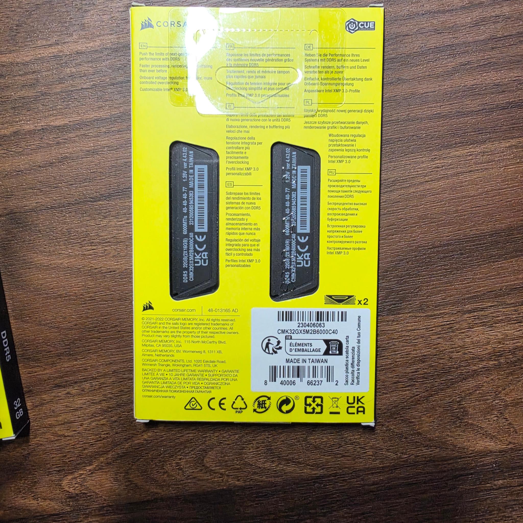 VENGEANCE 32GB (2x16GB) DDR5 DRAM 6000MT/s CL40 Memory Kit — Black