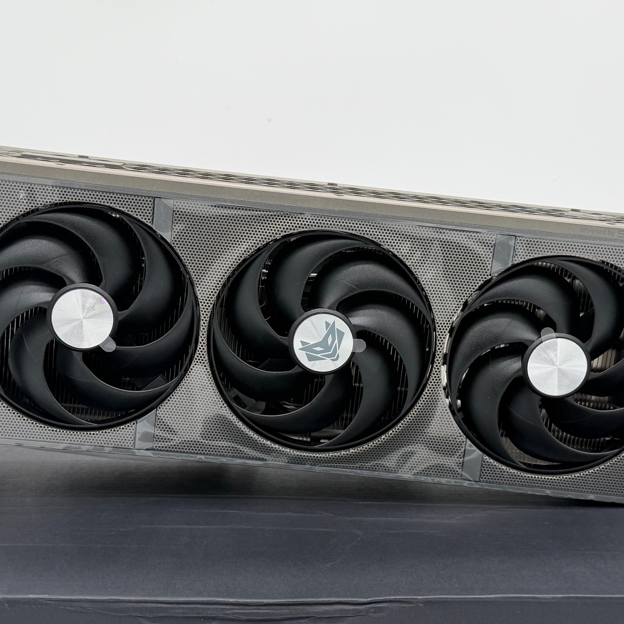 SAPPHIRE 11348-01-20G AMD Radeon RX 9070 XT NITRO Graphics Card 16GB GDDR6
