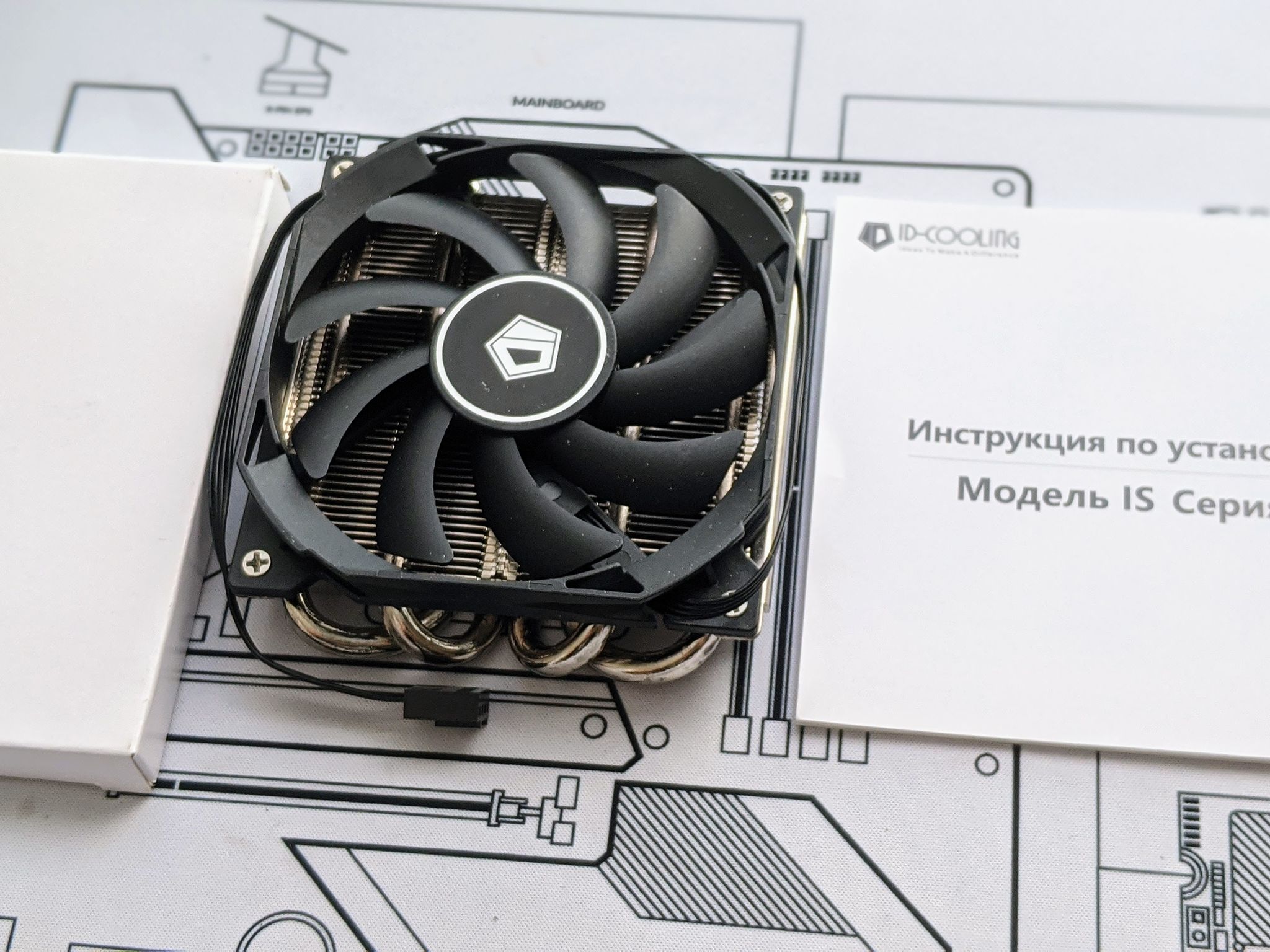 ID-COOLING IS-30 40 CFM BNOB