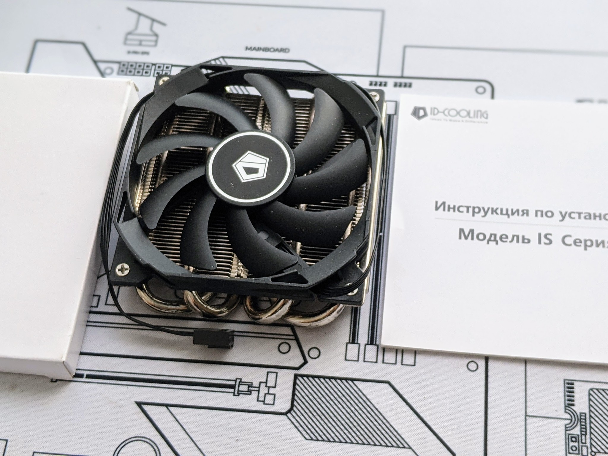 ID-COOLING IS-30 40 CFM BNOB