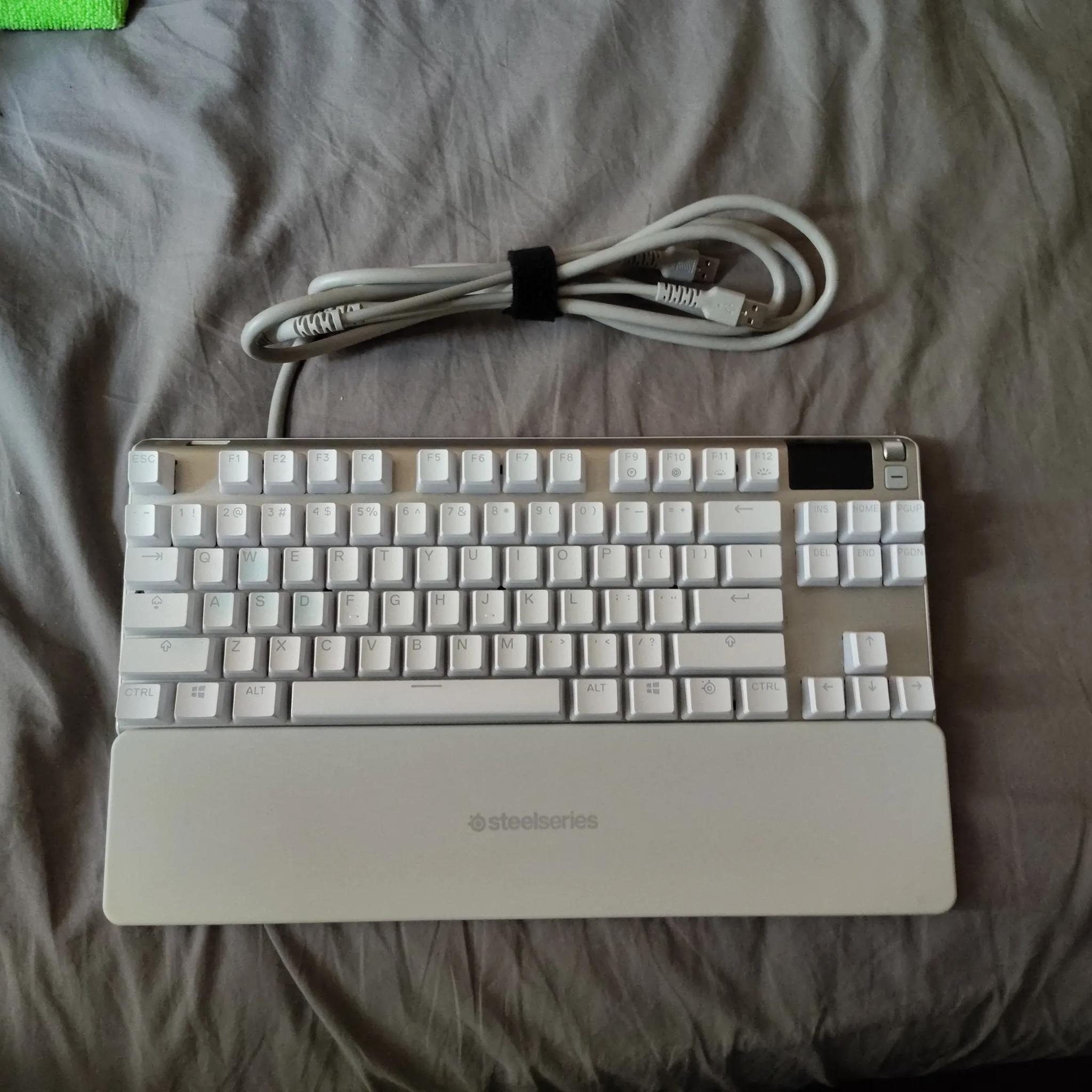 SteelSeries Apex 7 TKL