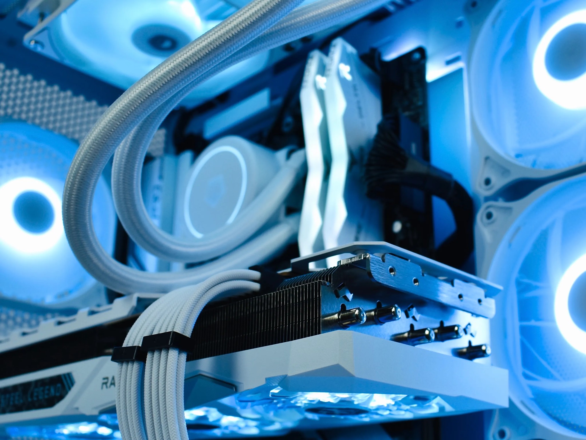 ❄️ YETI ❄️ BEAST 1440p/4K Gaming/Streaming PC | Ryzen 5 7500F, RX 7800XT 16GB, 1TB SSD, WiFi |