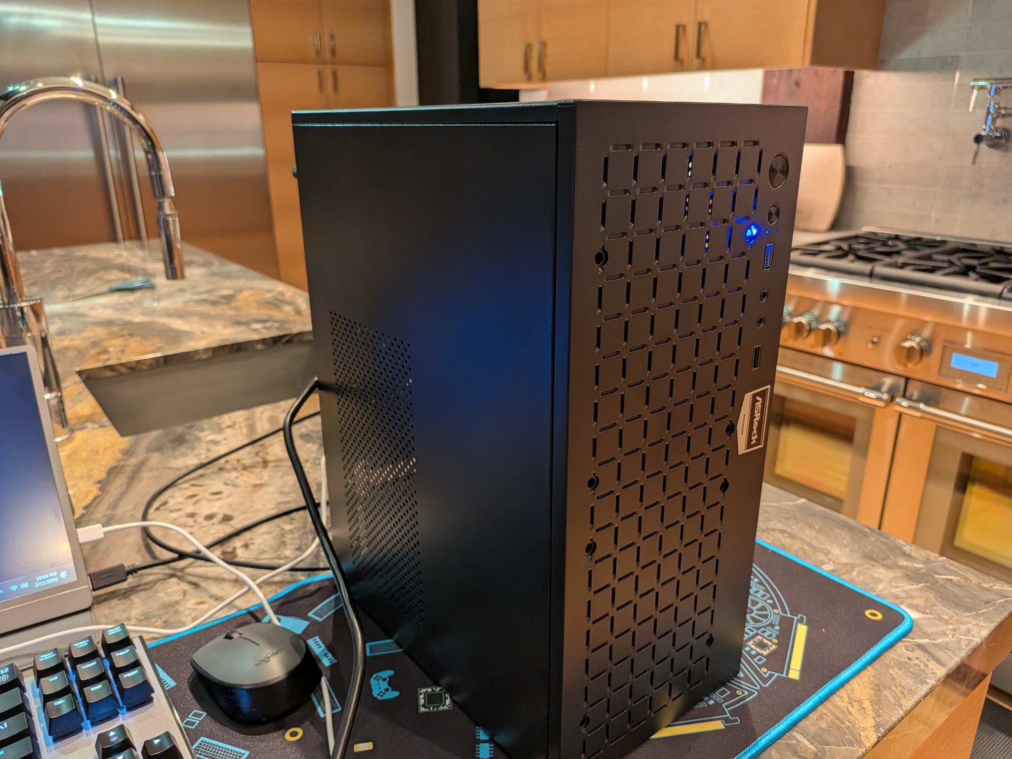 1080p Budget Sleeper - RTX 4060, Ryzen 5 5600, 32 GB DDR4 RAM, 1 TB NVME, RGB