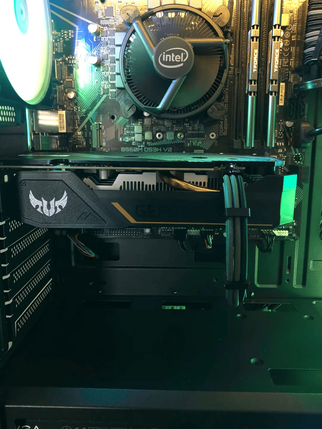 Awesome Gaming PC i3-10105 + GTX 1650