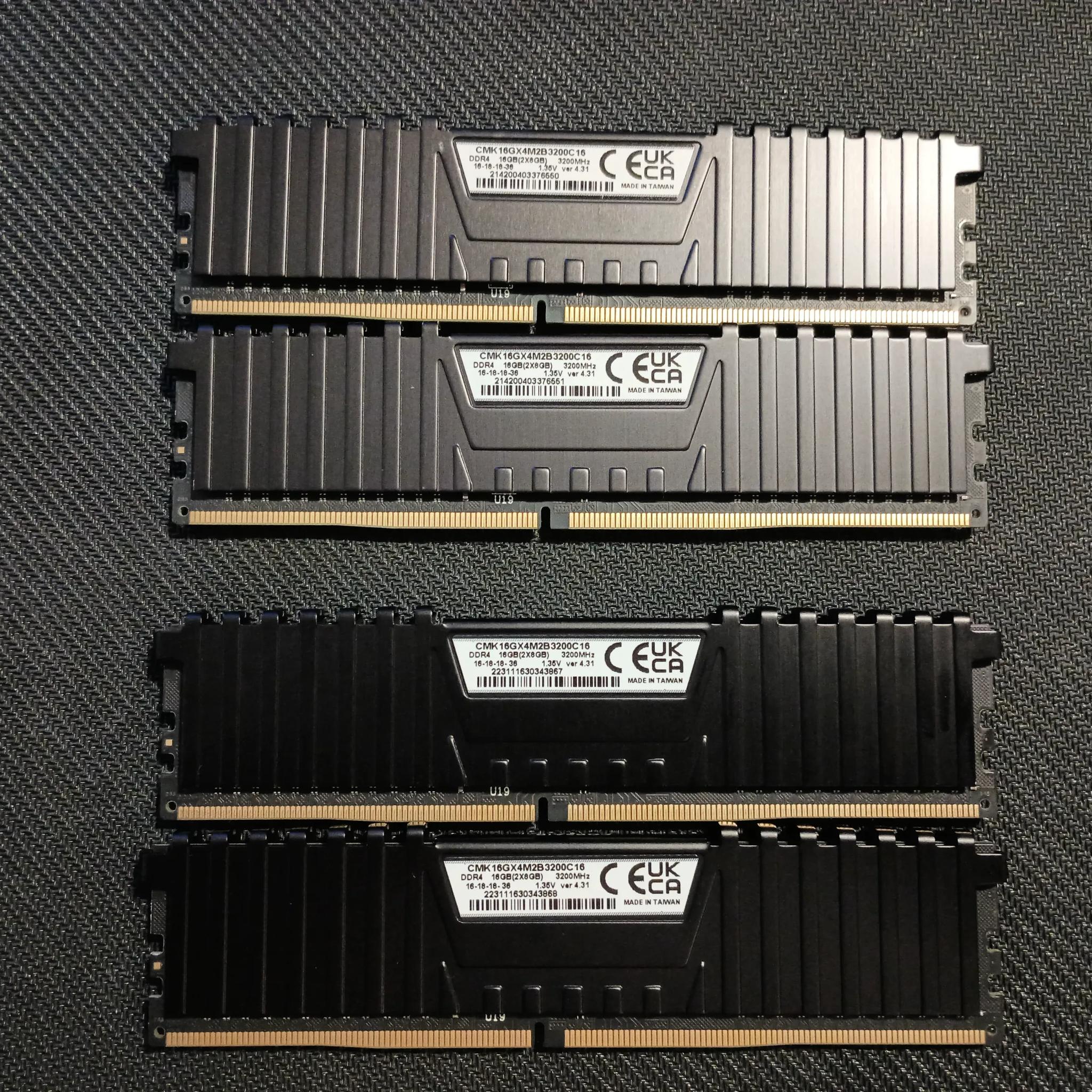 CORSAIR VENGEANCE LPX DDR4 RAM 32GB (4x8GB) 3200MHz CL16-18-18-36 (CMK16GX4M2B3200C16)