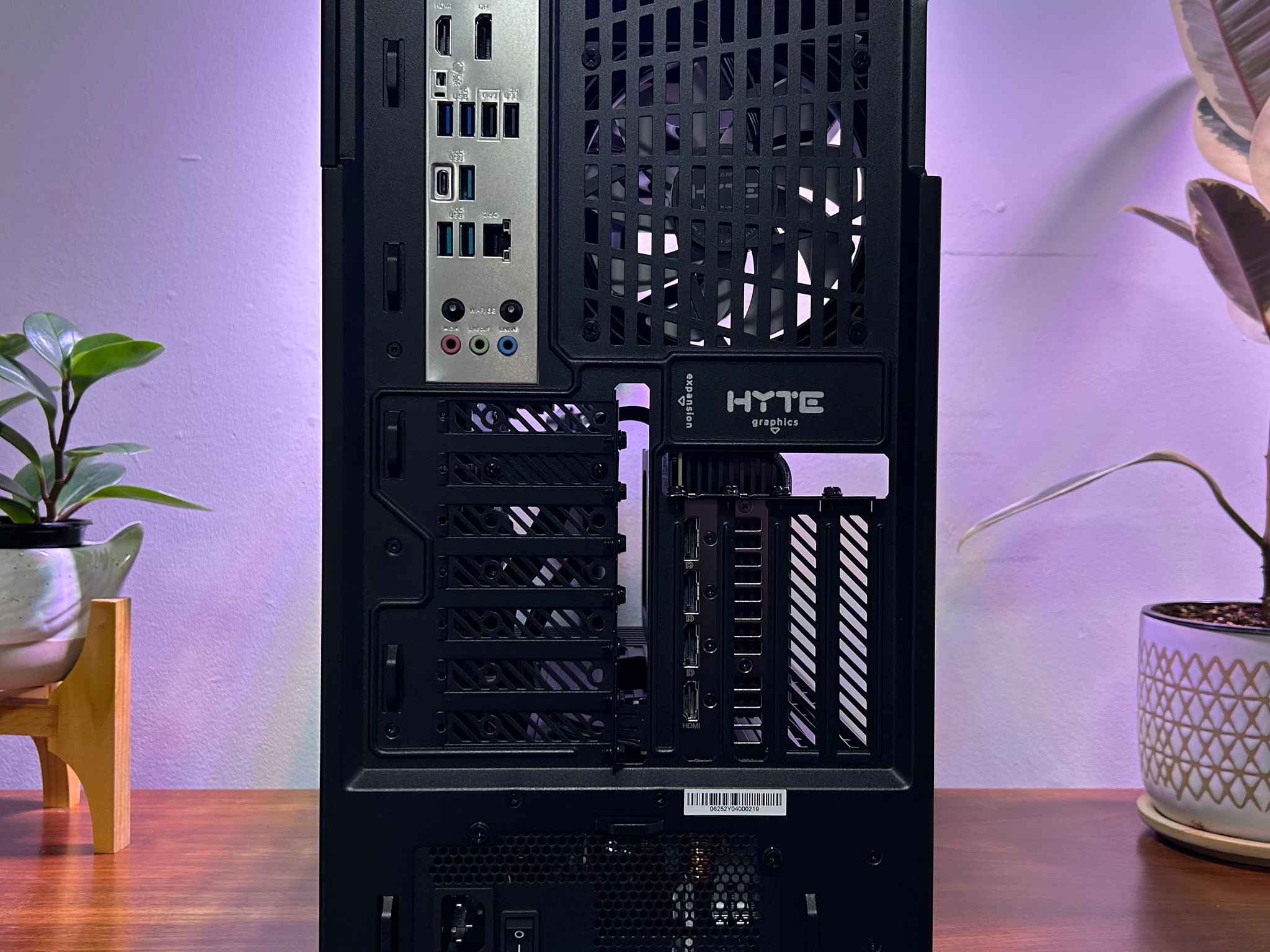 RTX 5070 | Ryzen 5 7600X3D | 32GB DDR5 | 2TB NVMe | 360mm AIO | HYTE Y40