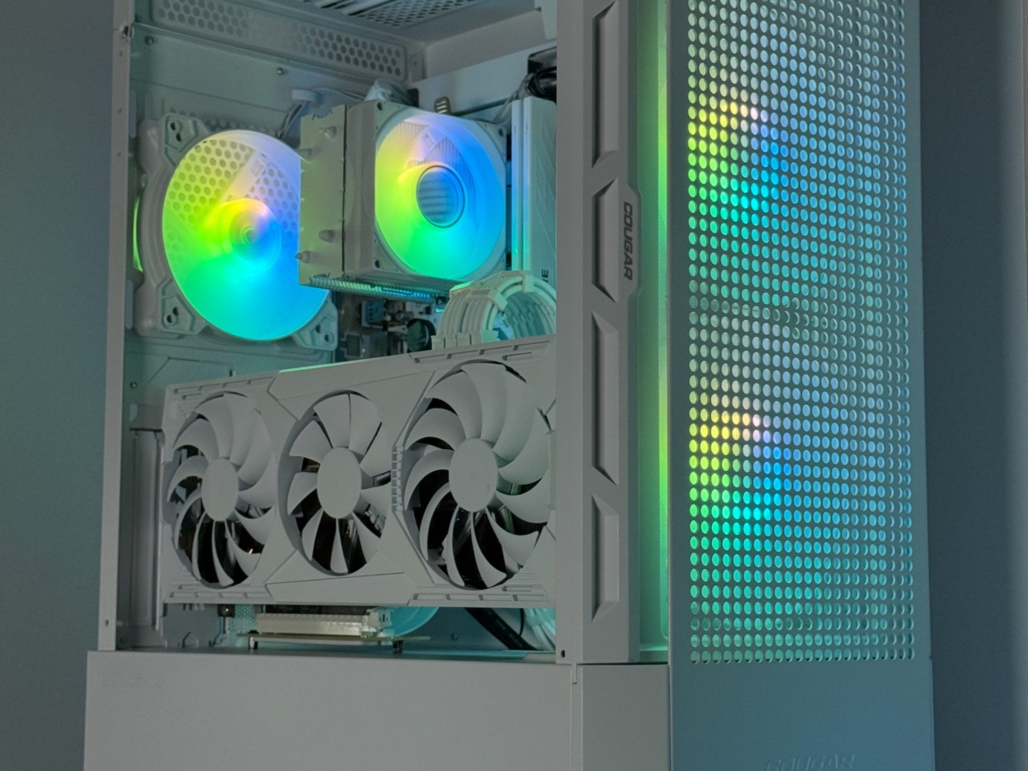 ⚪️FROSTBYTE STRIKER⚪️ 5700XT | RYZEN 5 | 16GB DDR4 | 1TB M.2