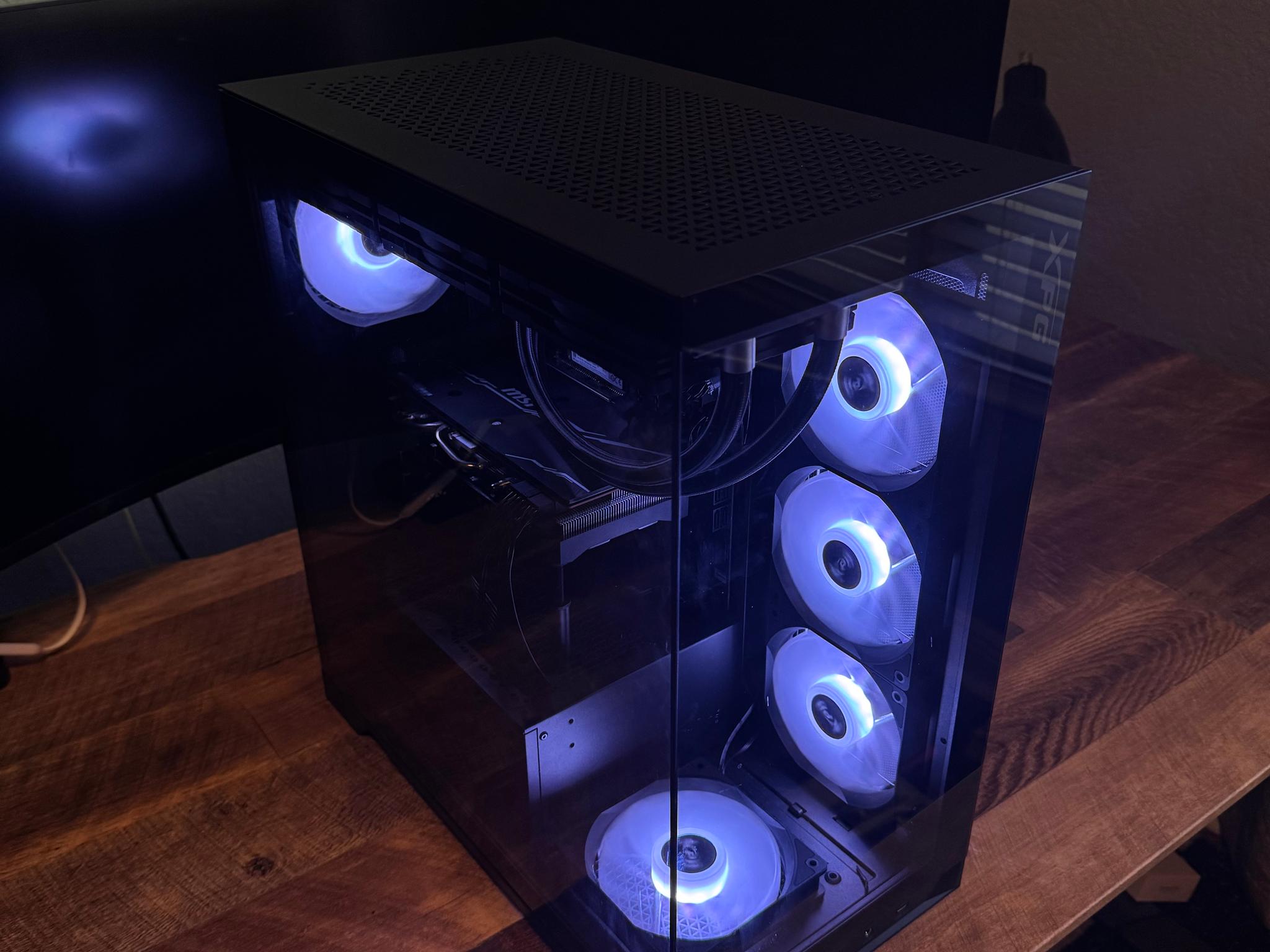 Ryzen 5 3600 | Rx 5700xt | 16gb 3000mhz | 256gb ssd windows 11