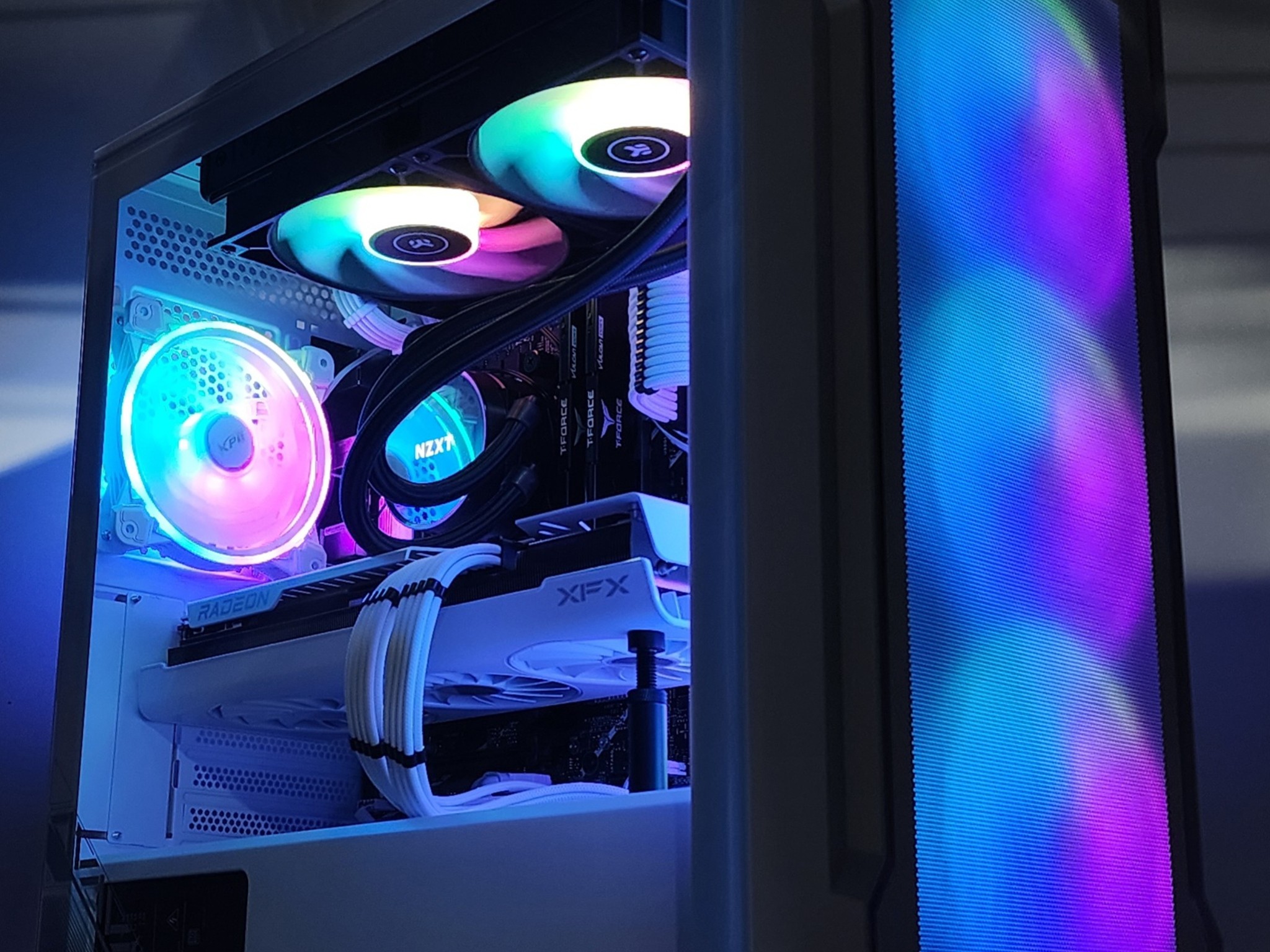 Gaming PC i5-12600KF 16GB RAM 1TB SSD RX 7800 XT 16GB Windows 11 Computer