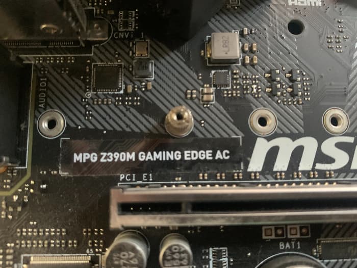 Intel core I5 8600k + MSI 390m + 16gb Ram + 120gb SSD