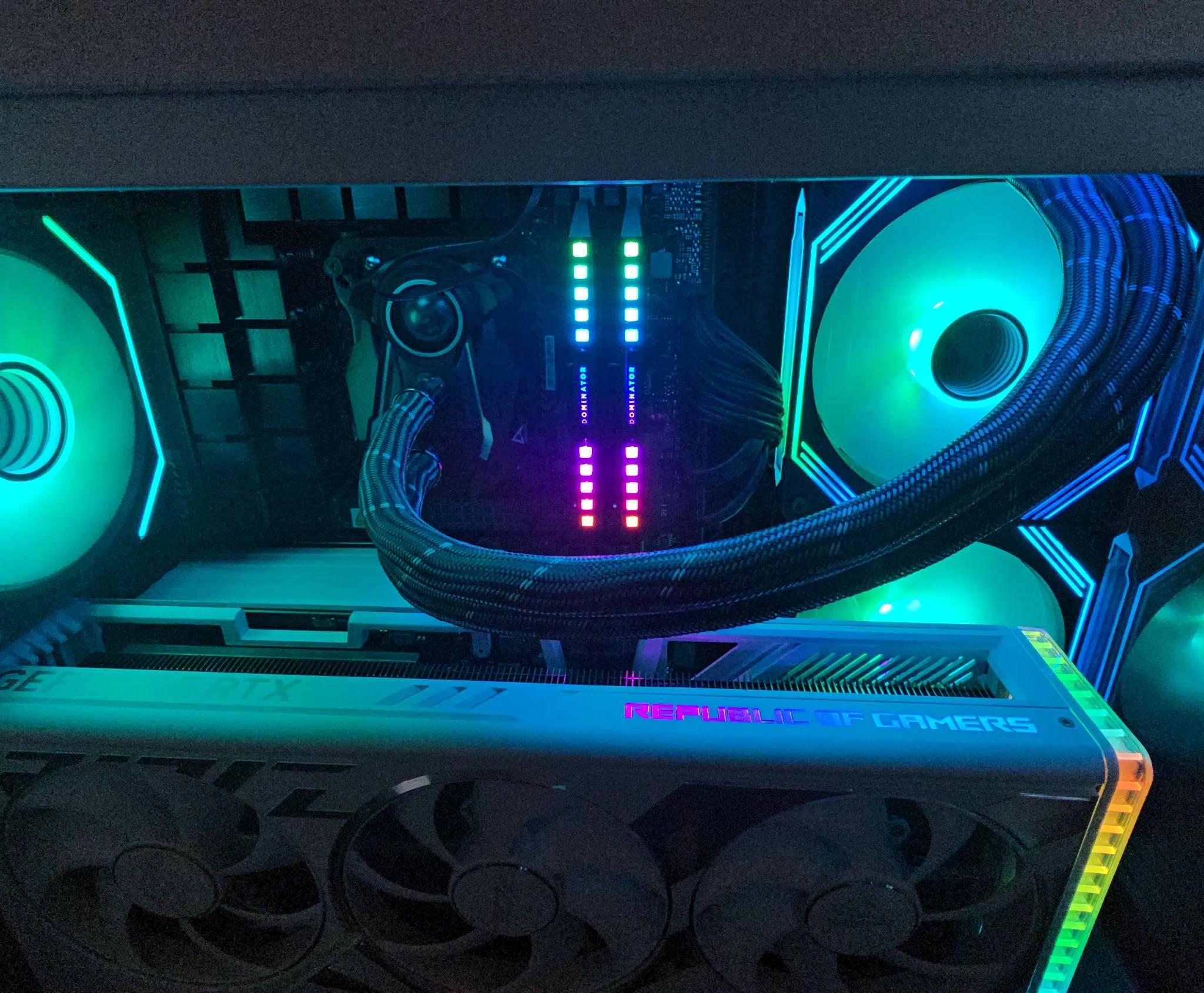 WHITE AND BLACK 4K/1440P POWERFUL GAMING/STREAMING PC:4080, 7800X3D, 2TB 980 PRO, 32GB DOMINATOR RAM