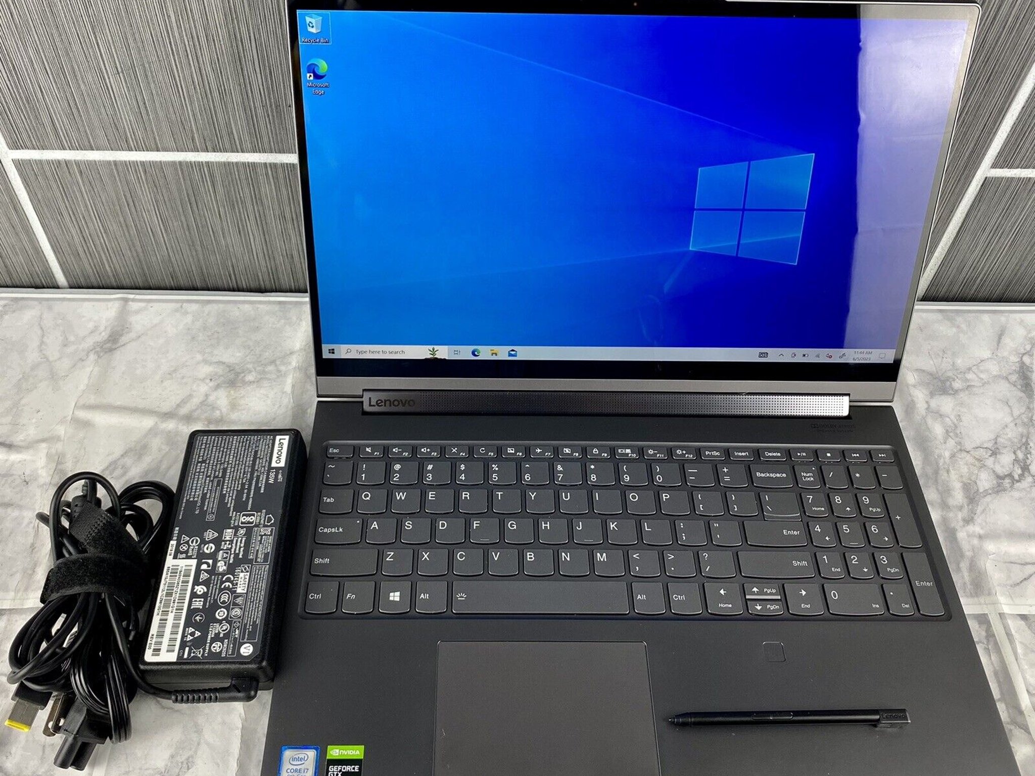 Lenovo Yoga 9 C940-15IRH 15.6” Core i7 Nvidia GTX 1650 Touchscreen Gaming Laptop