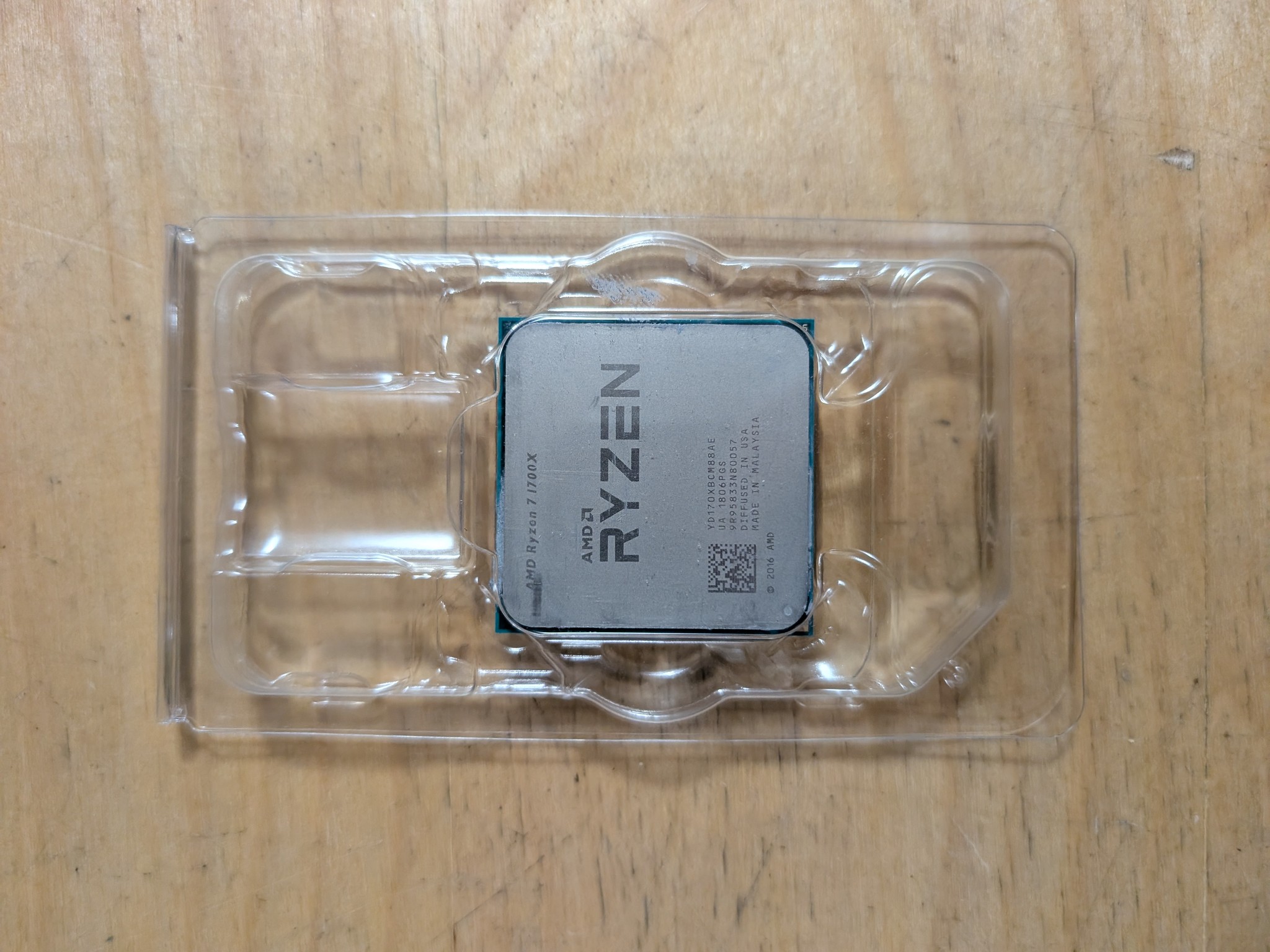 AMD Ryzen 7 1700X