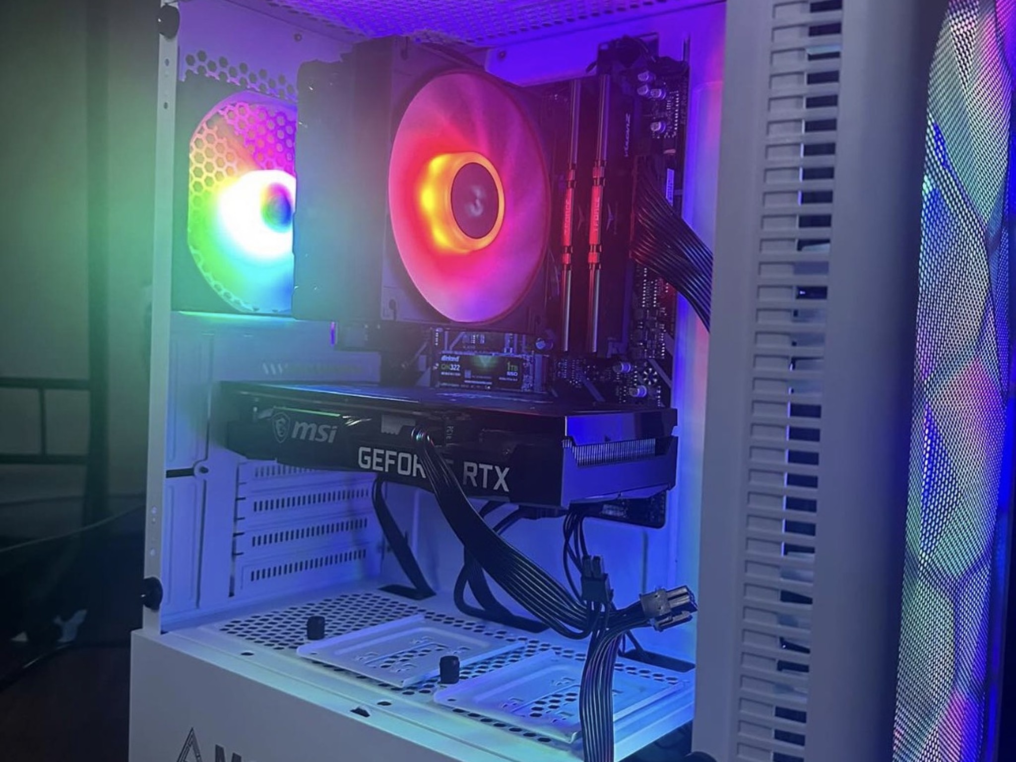 ||Gforce 3050|| AMD 3600 || 16GB RAM|| 1 TB high 1080p fps
