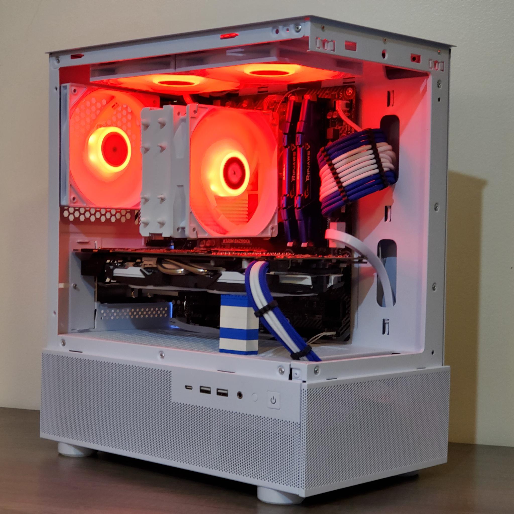 White + Blue Gaming PC | GTX 1070 | i5 8400 | 16GB | 512GB | ARGB | Wi-Fi + BT