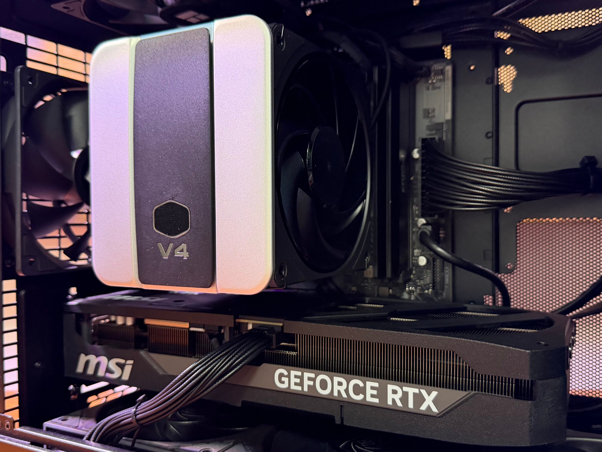 RTX 5070 Ti | Ryzen 7 7800X3D | 32GB DDR5-6000 | B650M | 2TB NVMe | 3DHP Air Cooler | 750W PSU