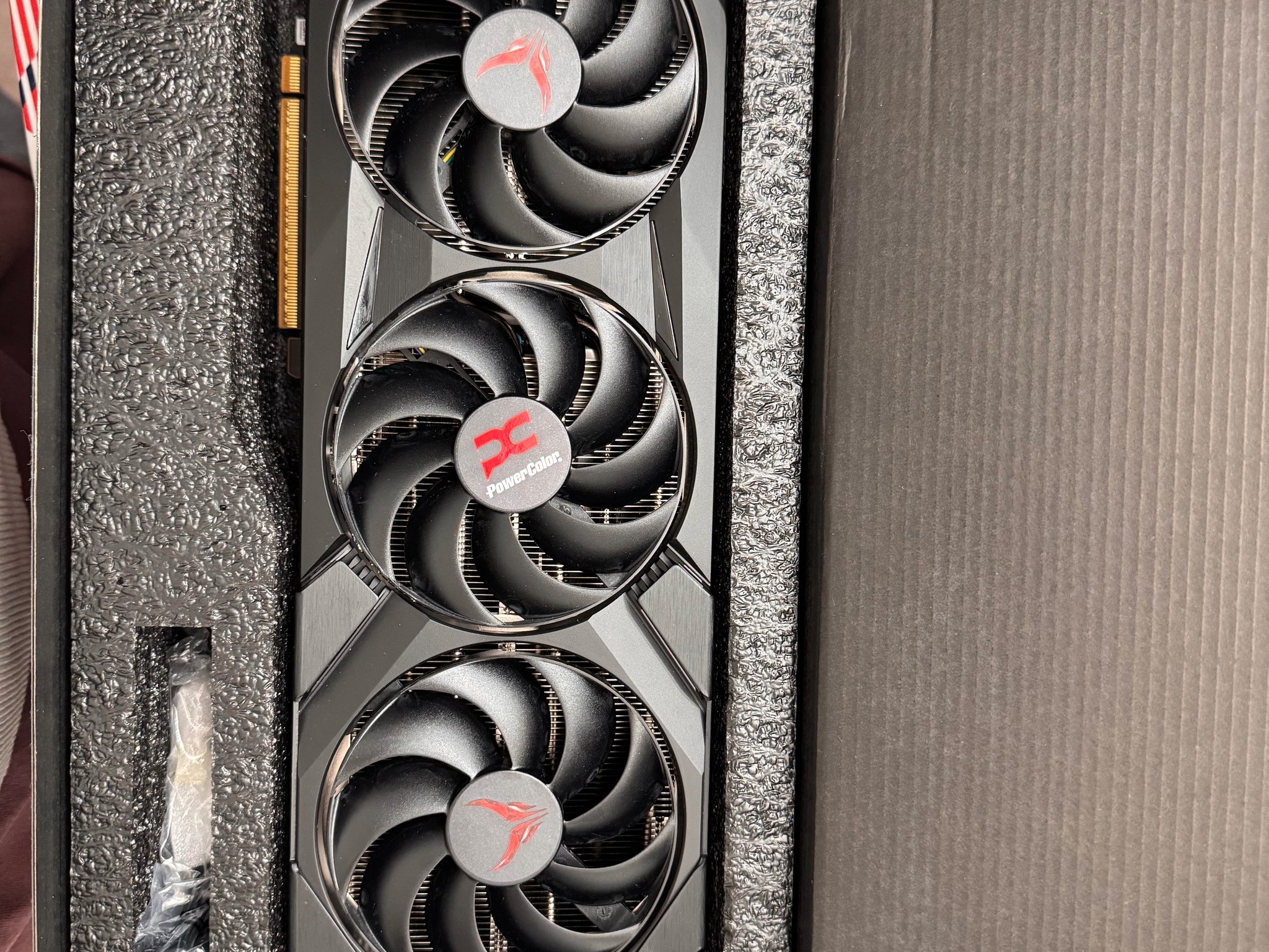 PowerColor Red Devil RX 9070 XT