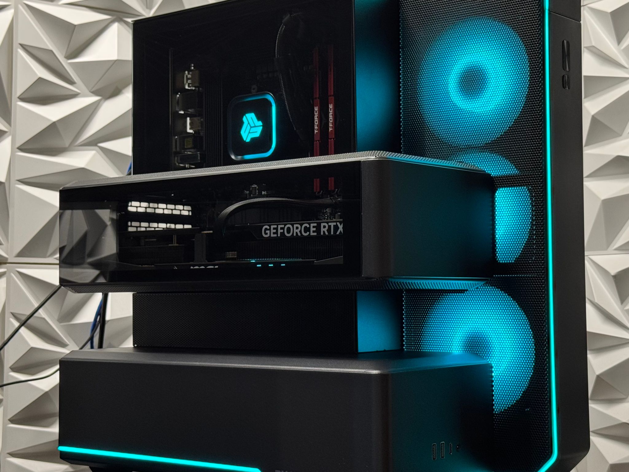 RTX 5070 Ti / Ryzen 7 9800X3D / 32GB DDR5 / 2TB SSD / EX5 Case / Gaming pc / creator pc / streaming