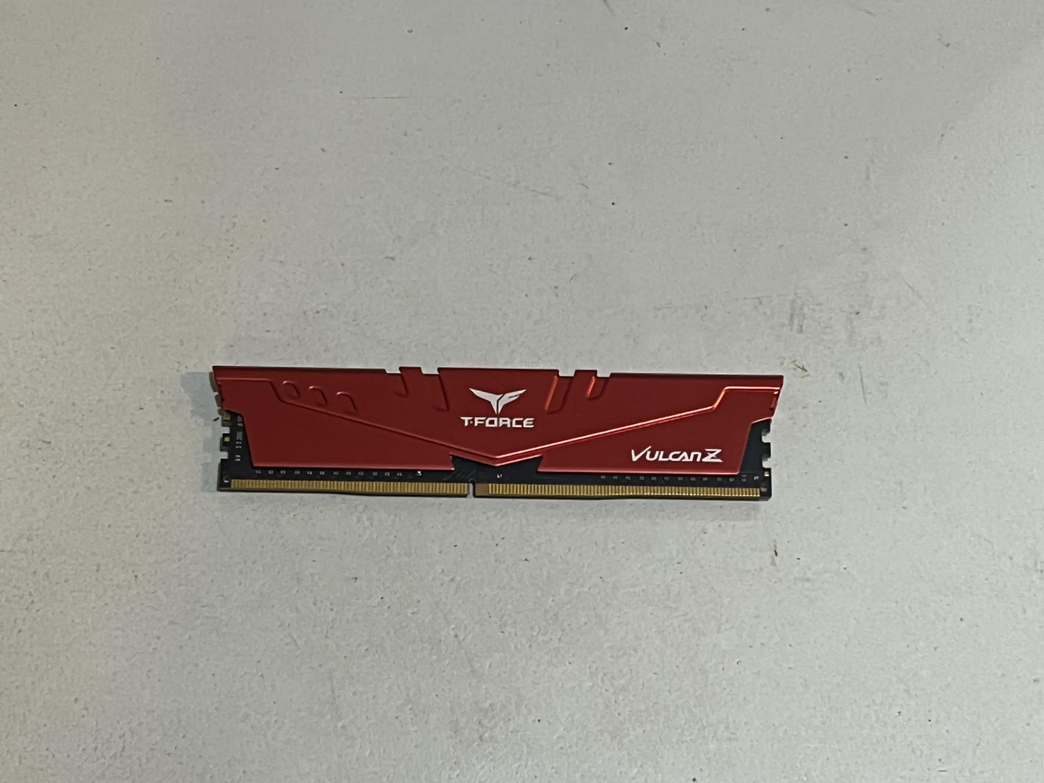 TeamGroup DDR4 ram 8GB 3000mhz