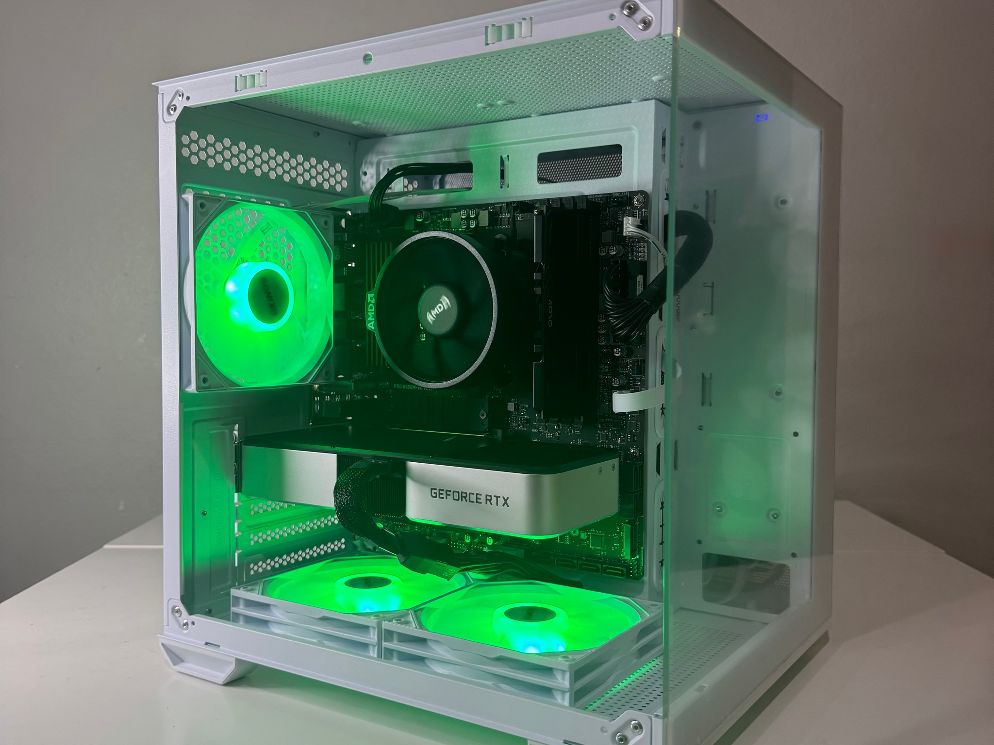 Ryzen 5 5500 | RTX 3060 TI 8GB | 16GB DDR4 Ram | 1TB NVME | WIFI/BT | Windows 11 Pro