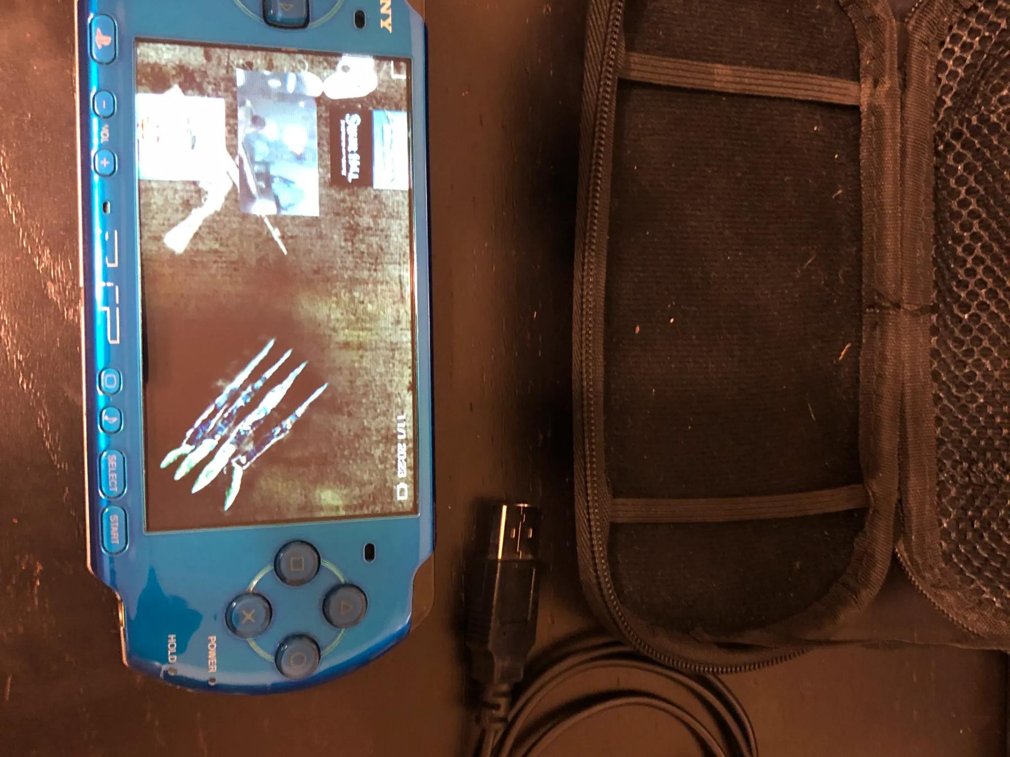 Blue PSP-3000 (128GB)