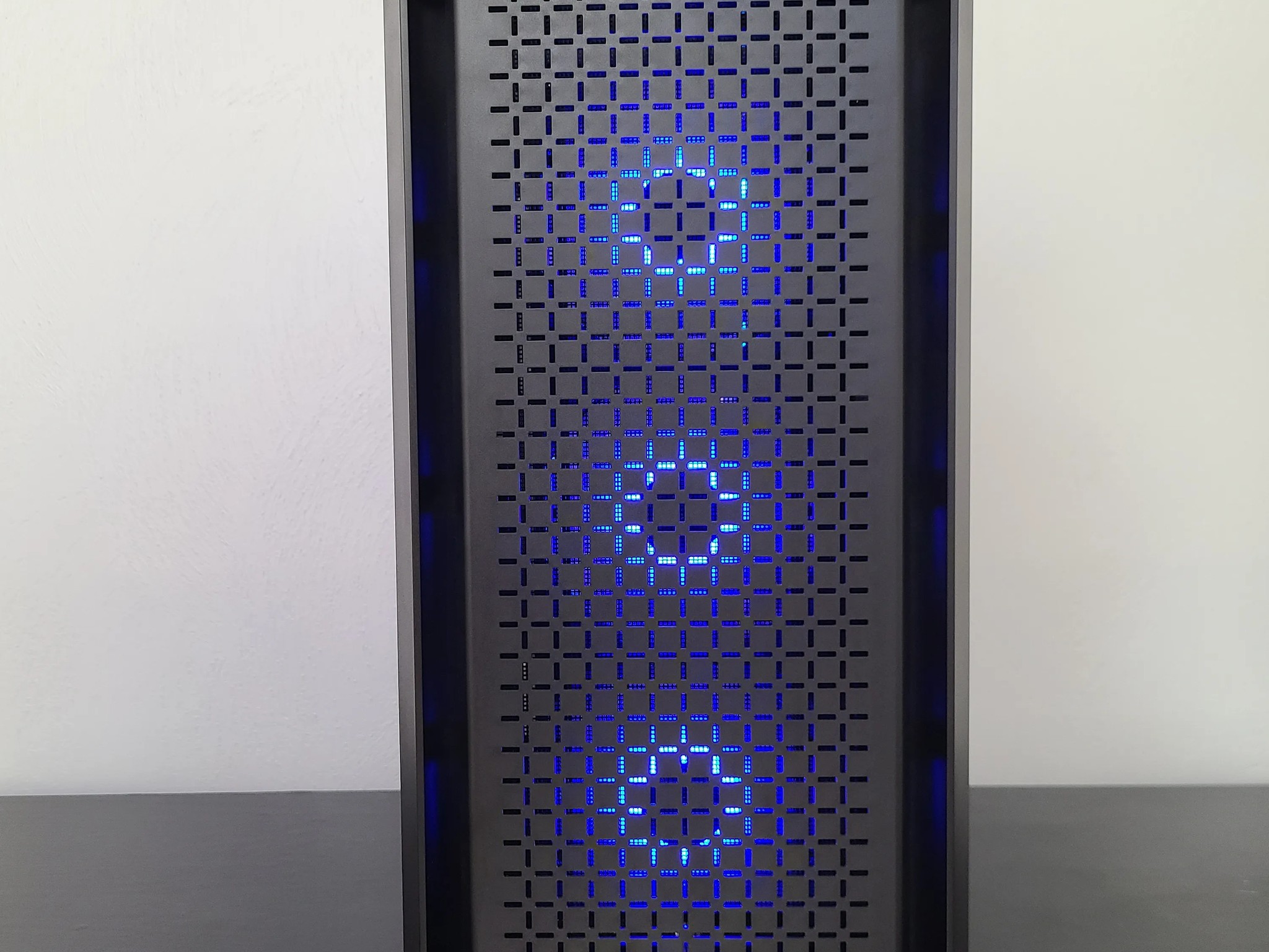 🔵⚫ Azure Abyss 🔵⚫ Radeon 5700 XT + i3-12100f