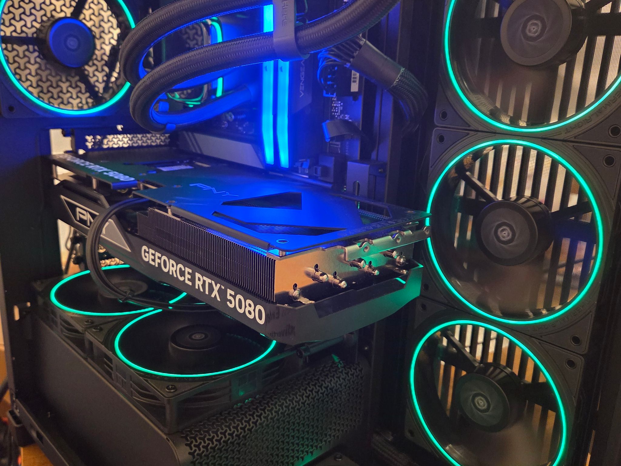 🎮Pro Gamer🎮AMD Ryzen 9 9900x3D | RTX 5080 16GB | 32GB DDR5 6400MT/s | 2TB NVMe | RGB Win11+Wifi