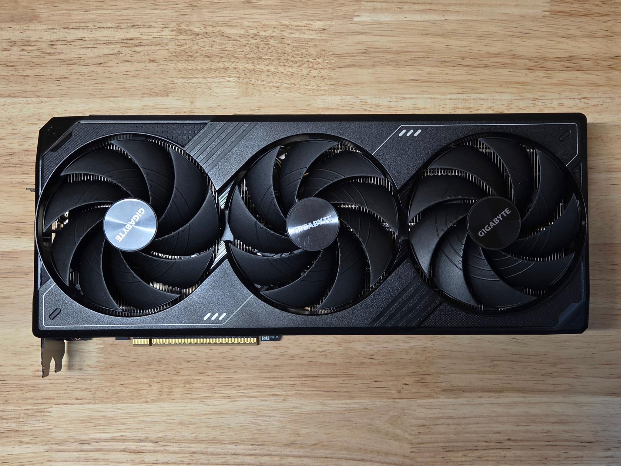 GIGABYTE GeForce RTX 5090 WINDFORCE OC 32G