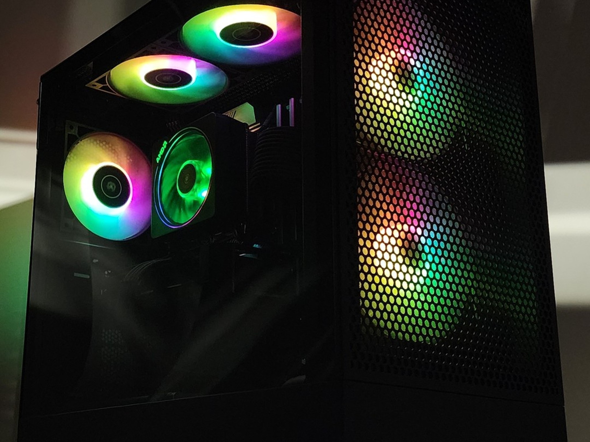 Gaming PC Ryzen 7 5800XT 32GB RAM 1TB SSD RTX 4060 8GB Windows 11 Computer