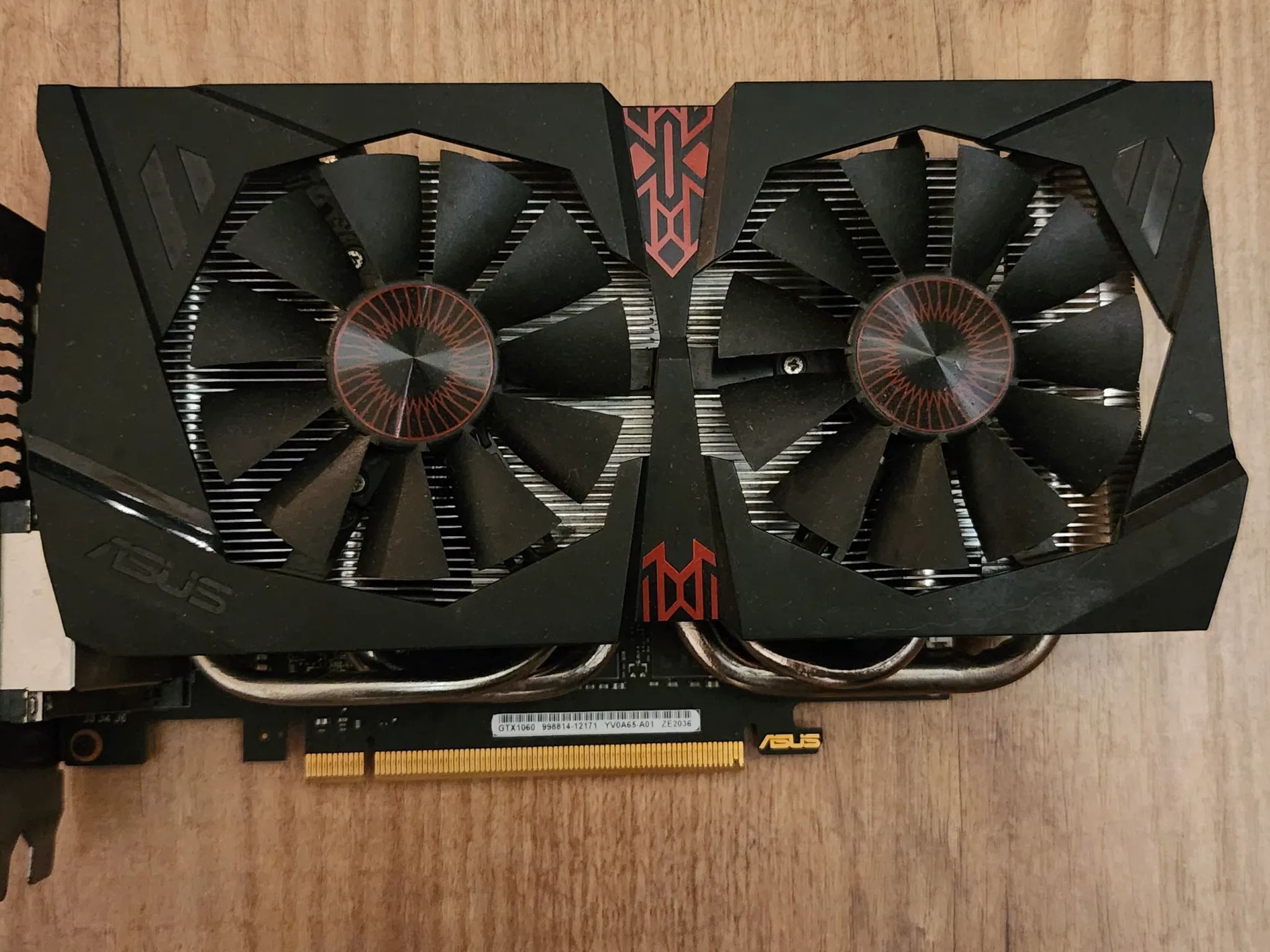 ASUS GTX 1060 6GB