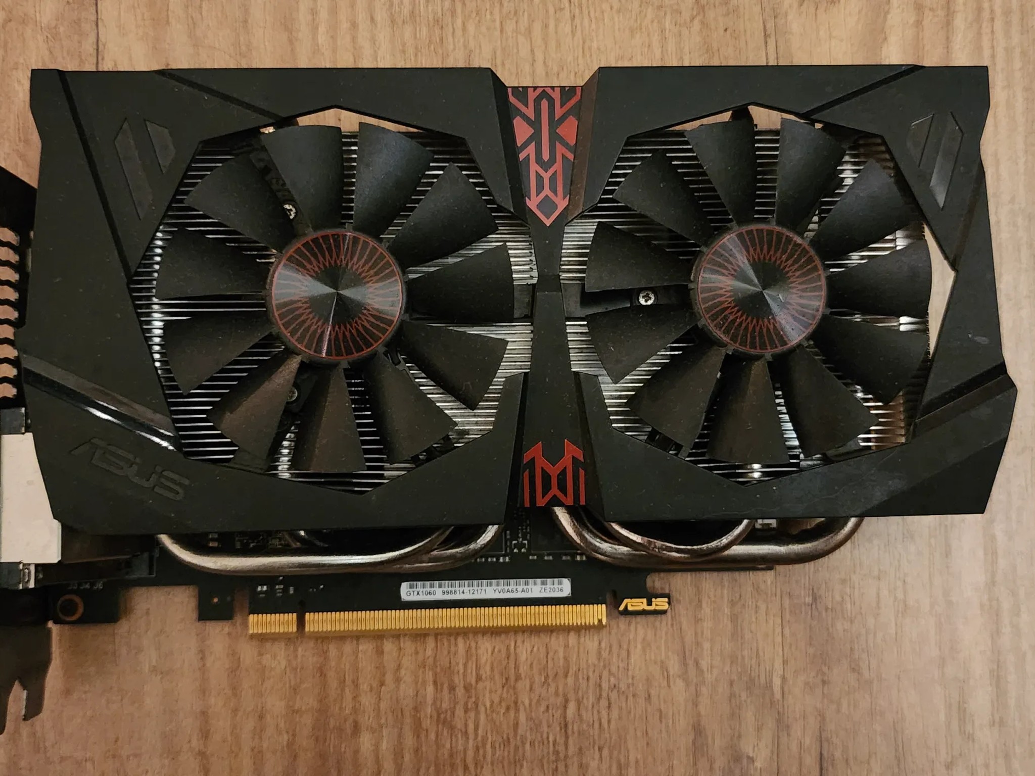ASUS GTX 1060 6GB
