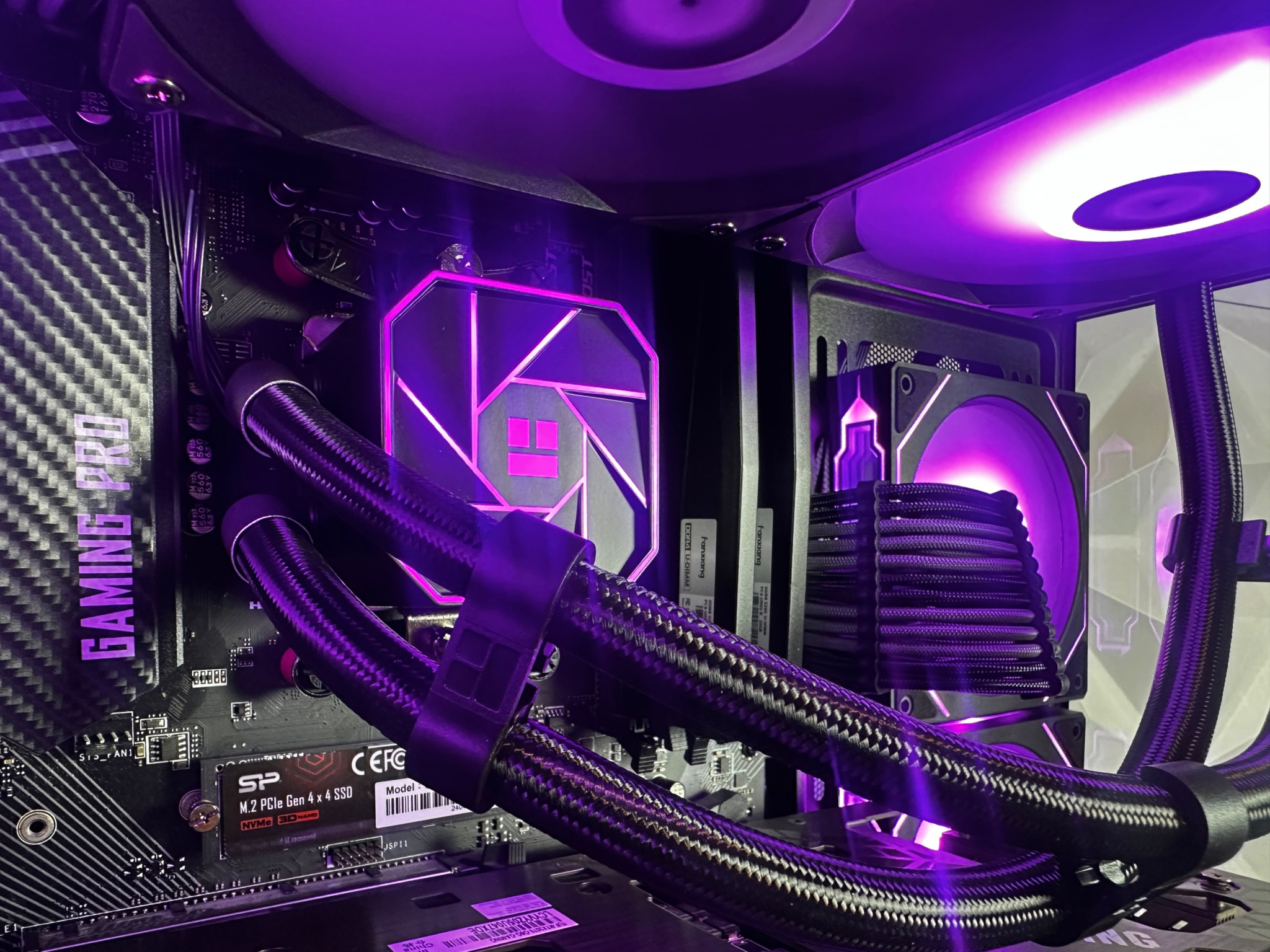 🟪 Magenta ⬛️| 1440P/1080P | Ryzen 7 5700x 8C/16T | RTX 3070 | 32GB DDR4 | 1TB M.2 SSD | FULL ARGB |