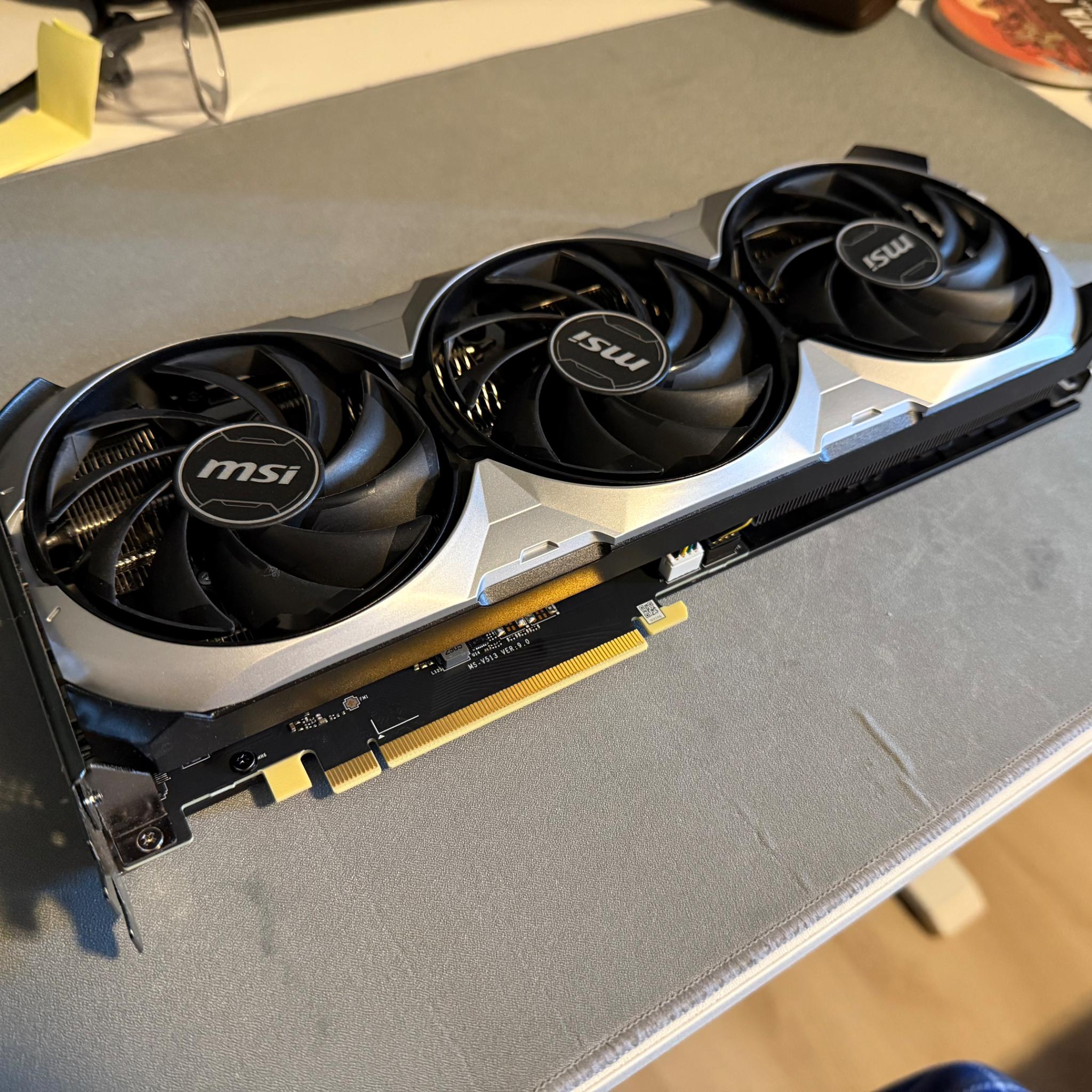 MSI VENTUS 3X GeForce RTX 4070 12GB GDDRX6