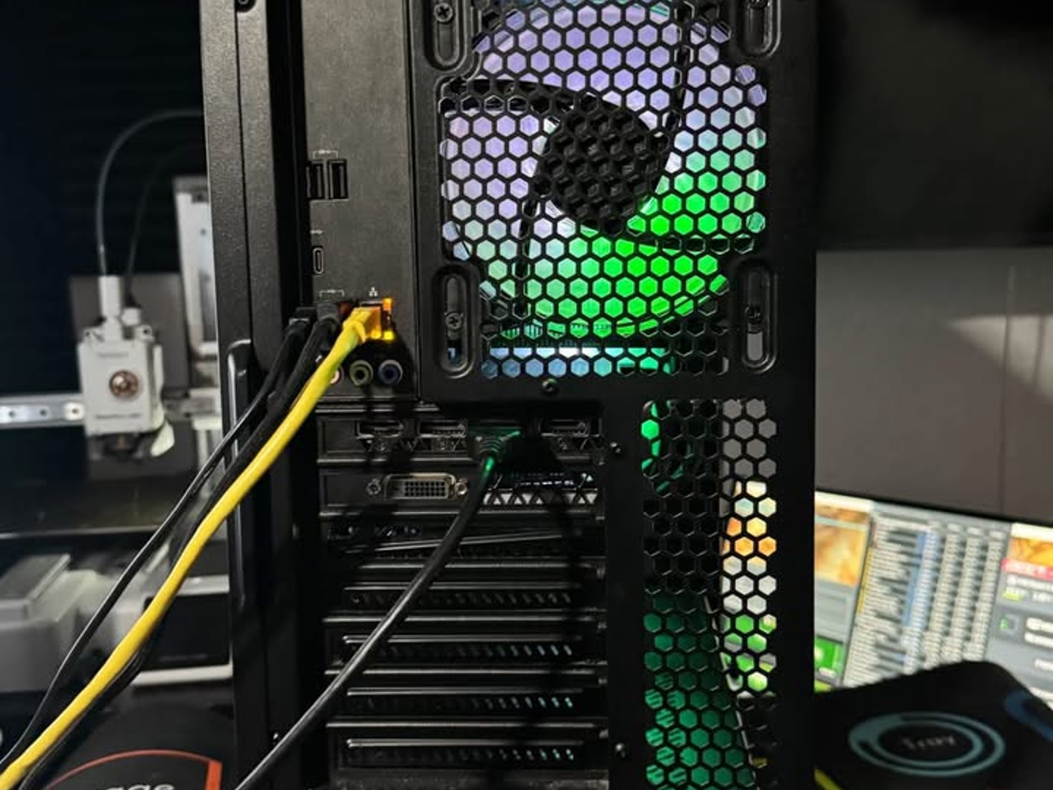 Gaming PC - Ryzen 5 4500 - GTX 1080 - 16GB DDR4 - 512GB SSD