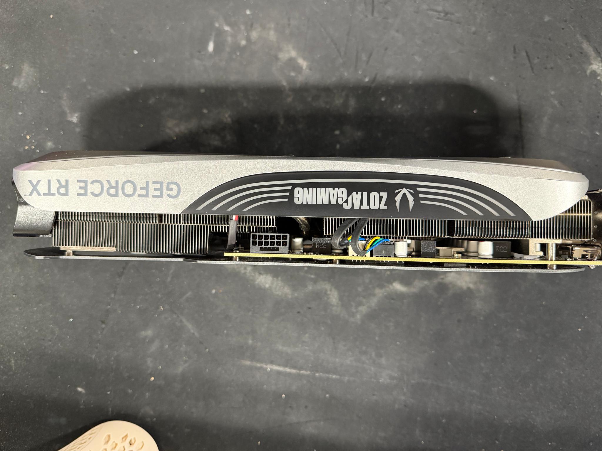 Zotac GAMING Trinity OC GeForce RTX 4070 Ti SUPER