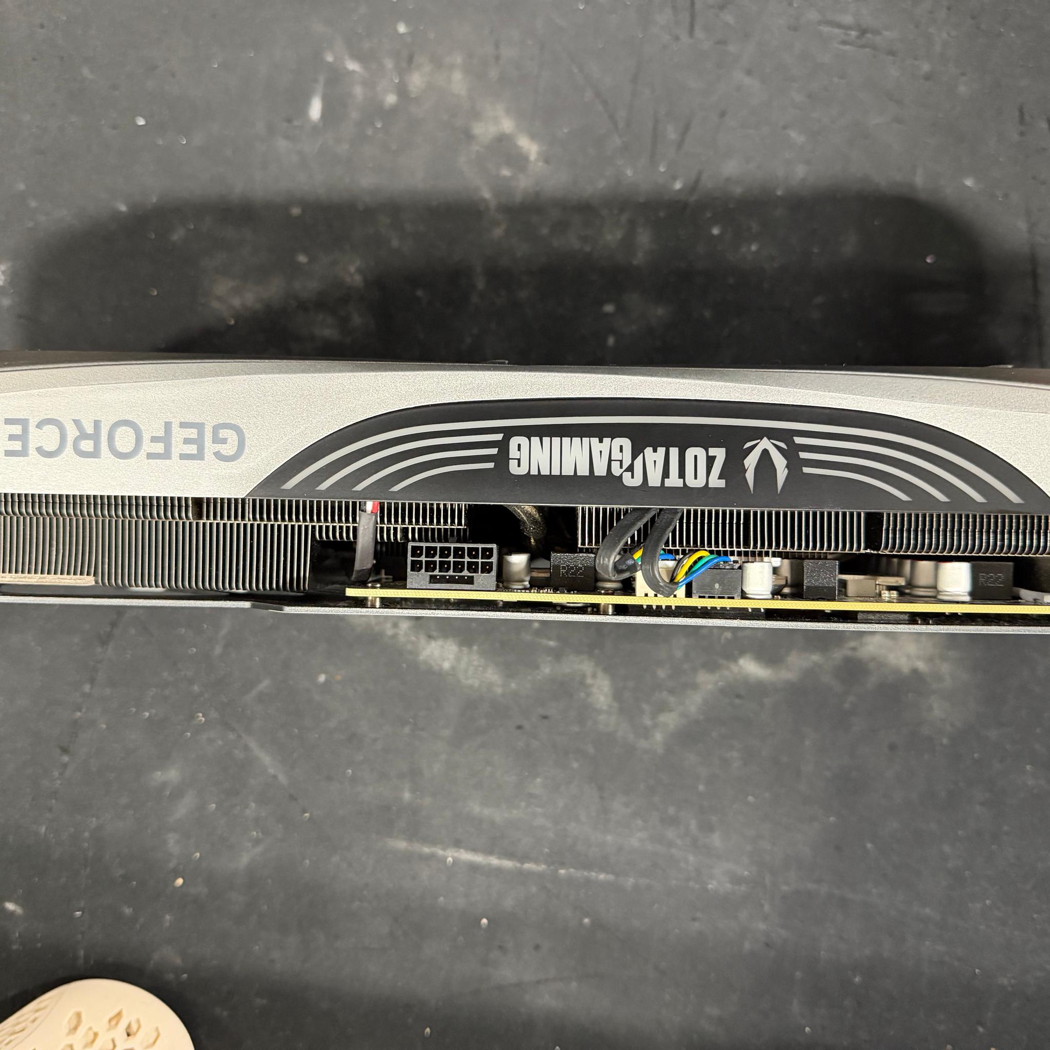 Zotac GAMING Trinity OC GeForce RTX 4070 Ti SUPER