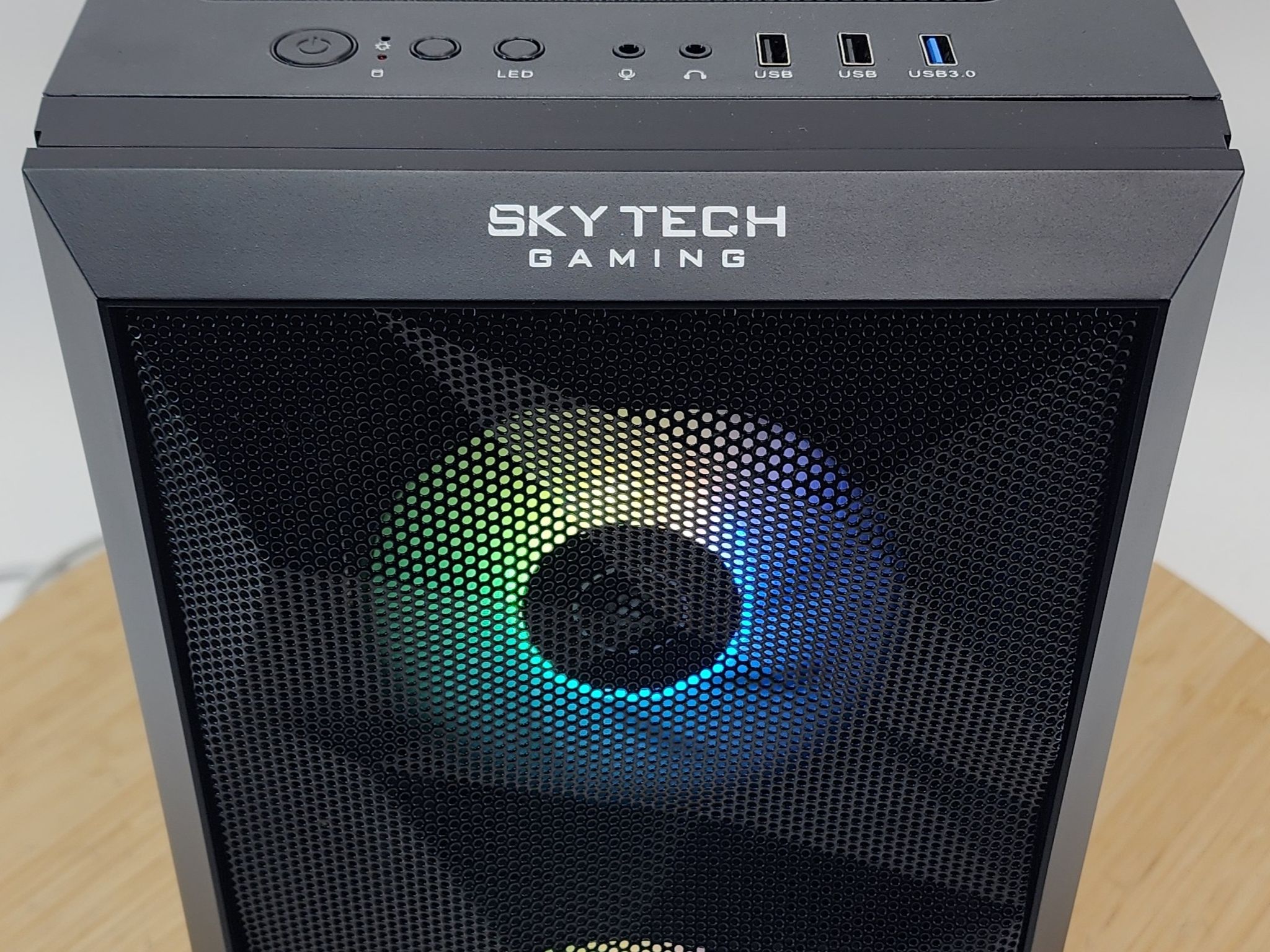 Gaming PC Ryzen 7 7800X3D 16GB RAM 1TB SSD GTX 1660 Ti 6GB Windows 11 Computer