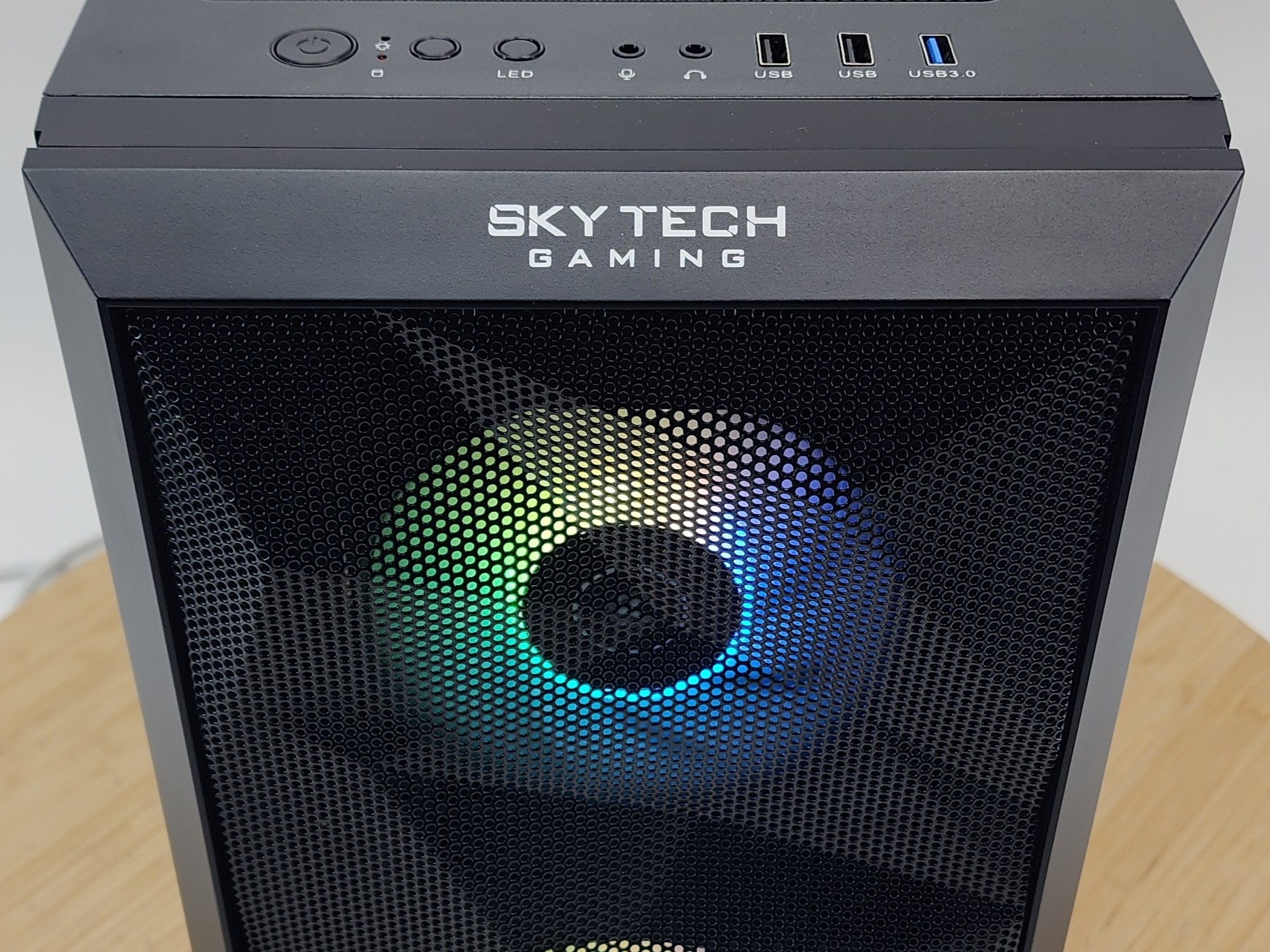 Gaming PC Ryzen 7 7800X3D 16GB RAM 1TB SSD GTX 1660 Ti 6GB Windows 11 Computer