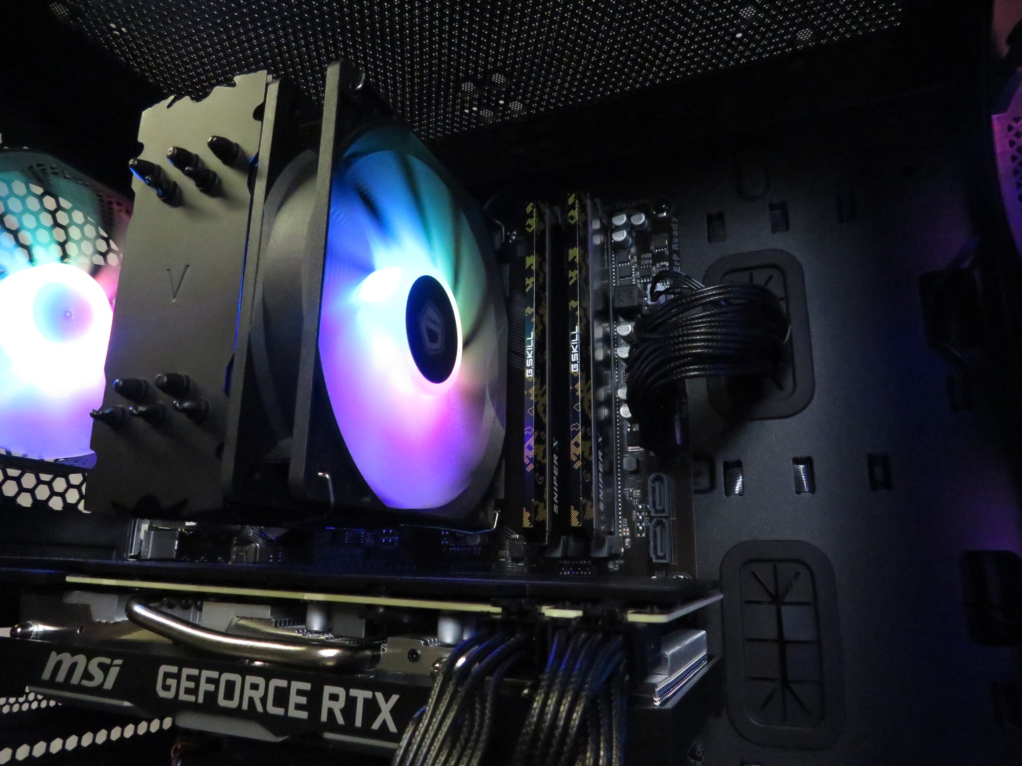Mid-Range GAMER! Ryzen 5 3600 + RTX 2070 Super + 16 GB DDR4 + 1 TB NVME SSD