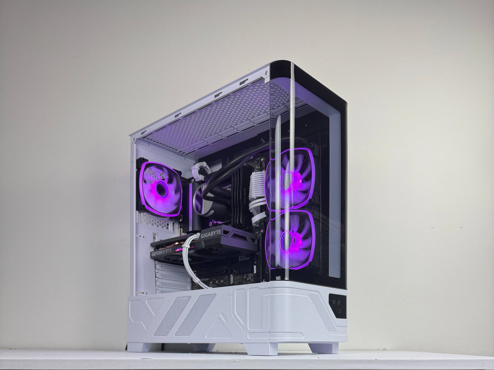 🧬Helix🧬 | 1080p Gaming PC | Intel i5 11400F | Gigabyte RTX 3060 | 32GB DDR4 3200MHz