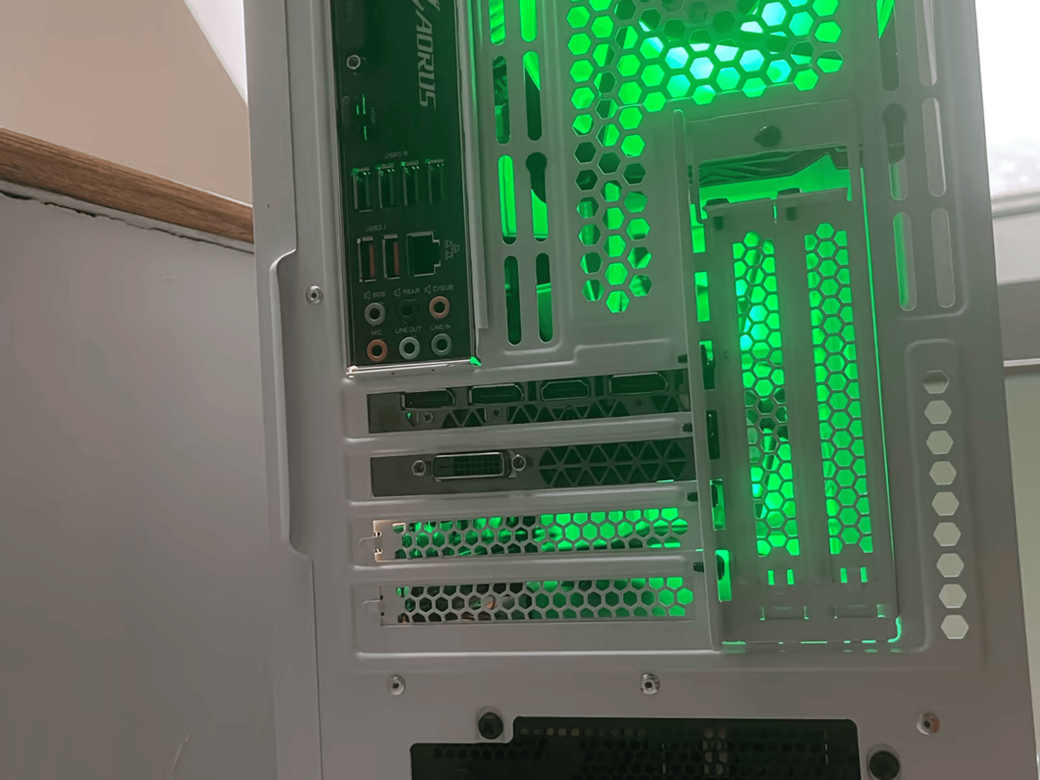 Gaming pc (ryzen 5 1600 / gtx 1080)