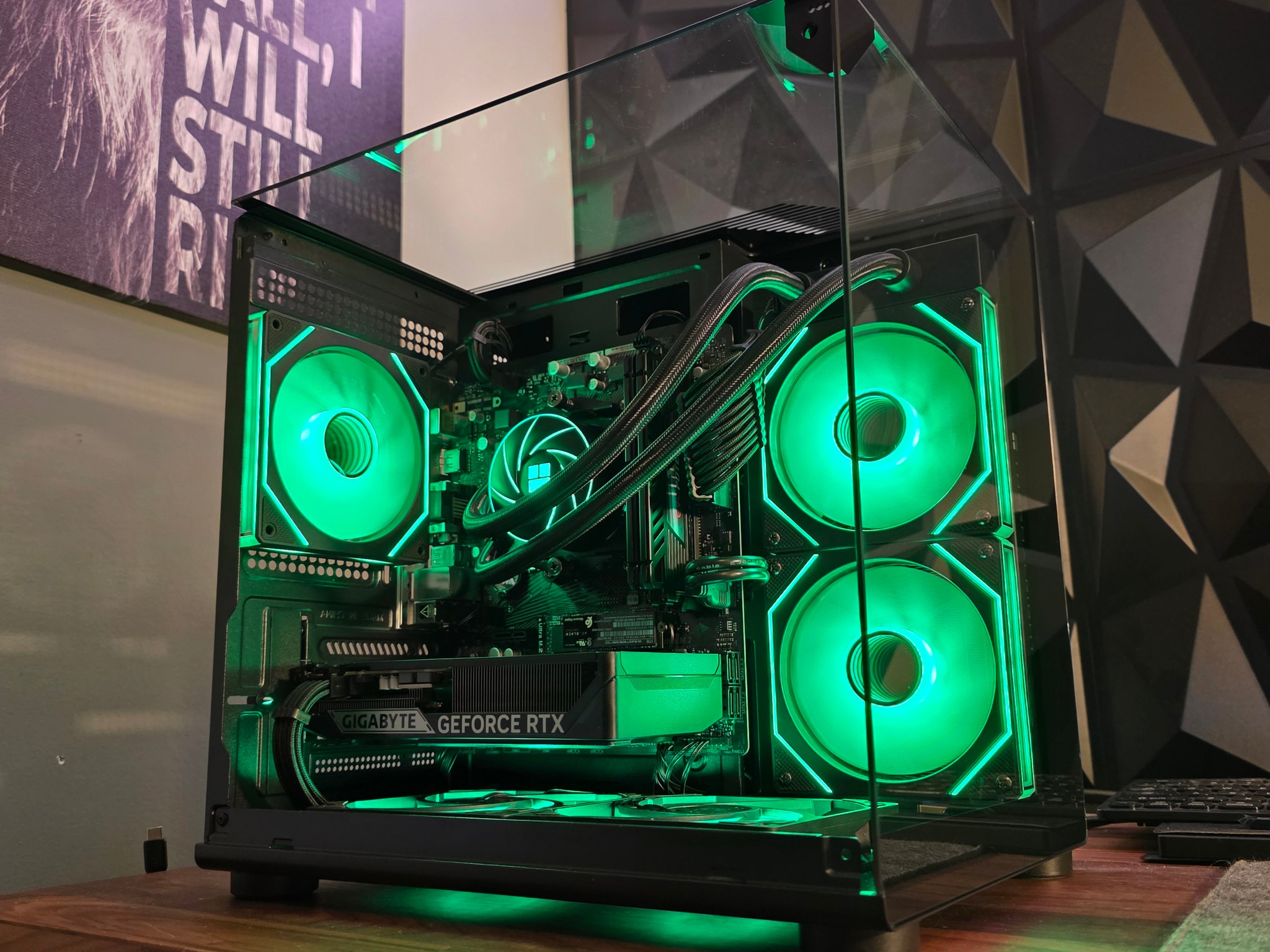 RTX 5060 + RYZEN 5 5600X PC