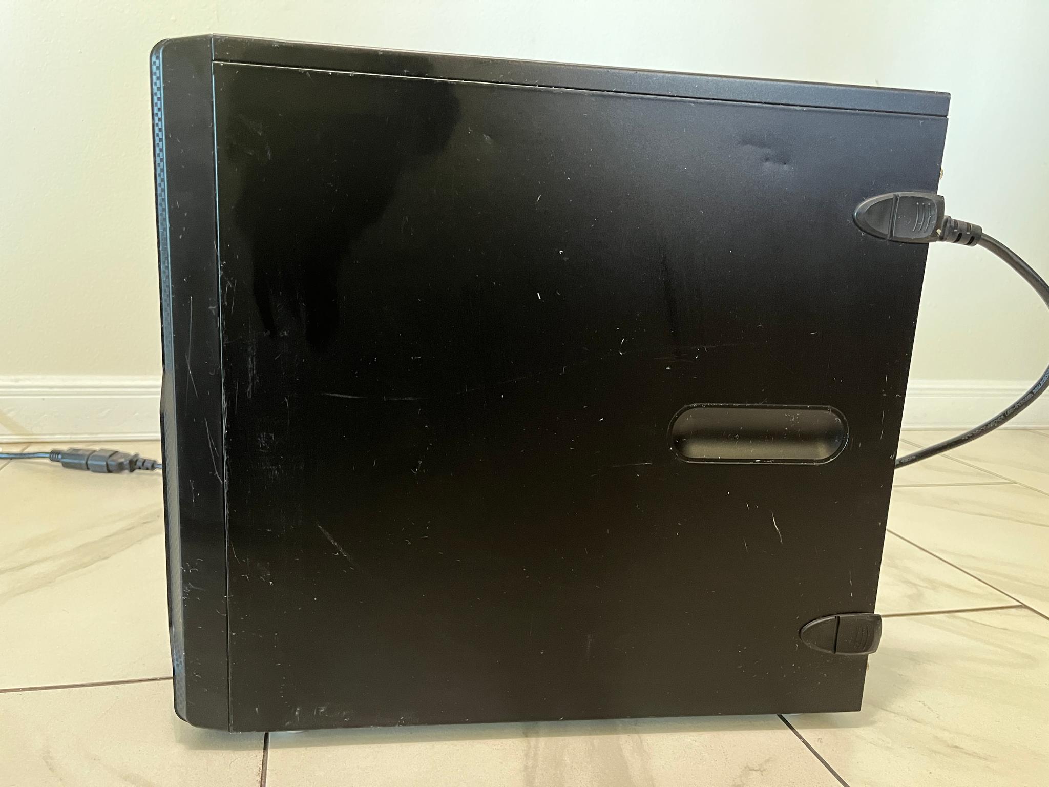 NVIDIA RTX 3050, Intel i7-7700, 16GB RAM, 500GB SSD - Gaming PC w/Wi-Fi, BT