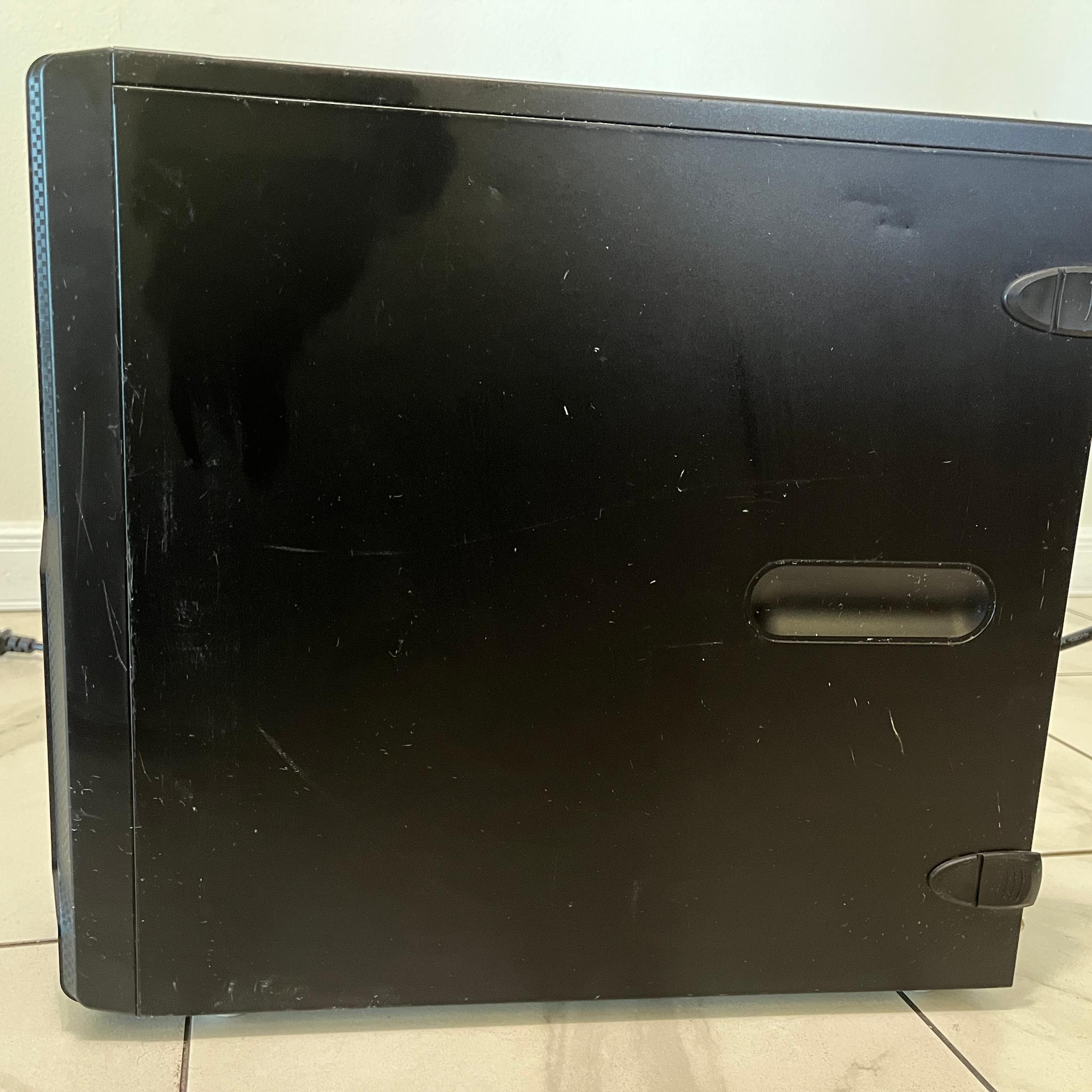 NVIDIA RTX 3050, Intel i7-7700, 16GB RAM, 500GB SSD - Gaming PC w/Wi-Fi, BT