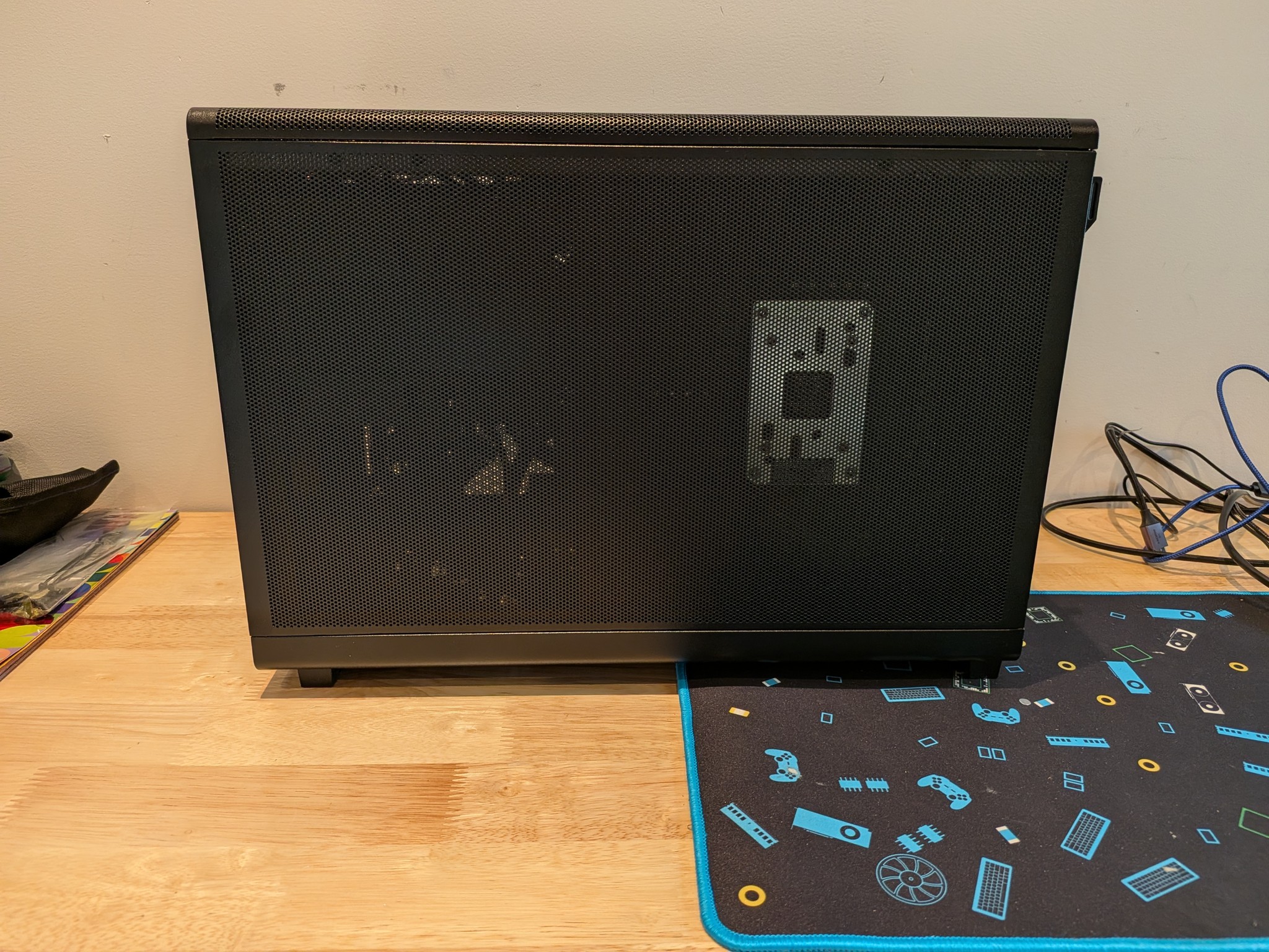 4K Mesh - RTX 5080, Ryzen 7 7800X3D, 64 GB DDR5 RAM, 2 TB Gen 4